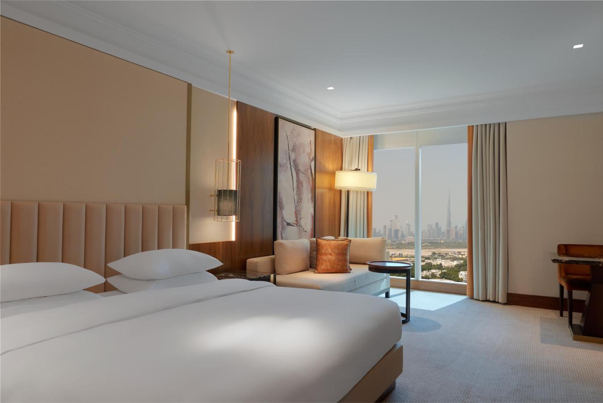 King Room with Skyline View 