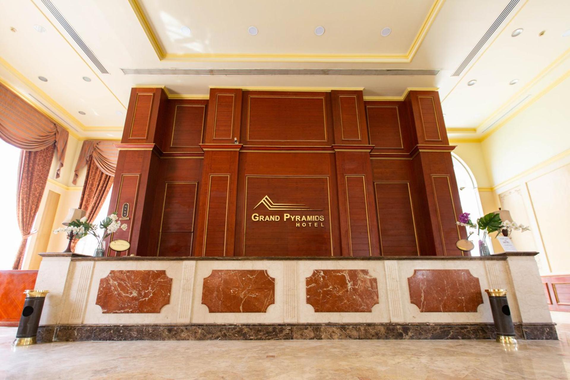 Grand Pyramids Hotel - Photo 11