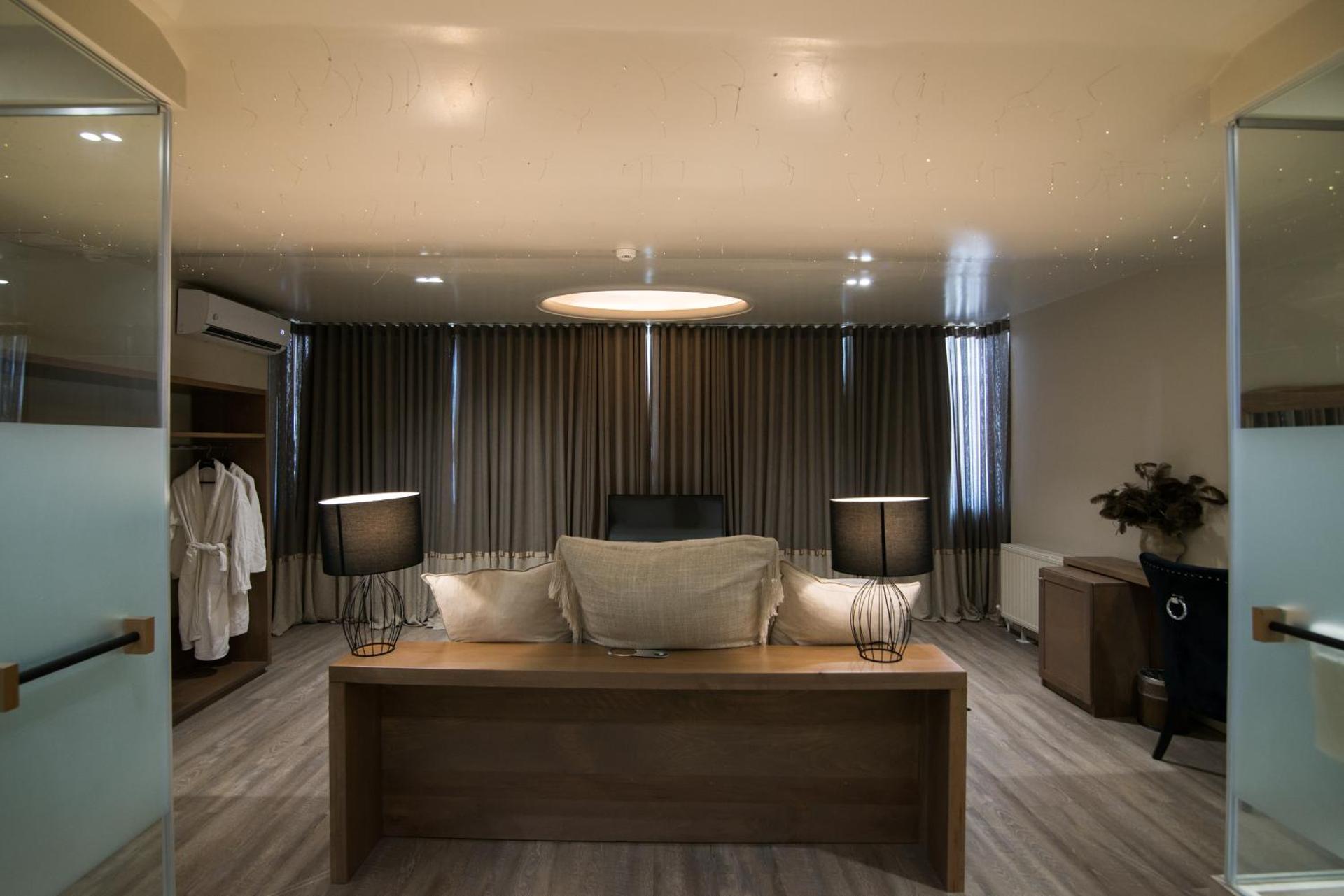 Mikelina Boutique Hotel - Photo 67