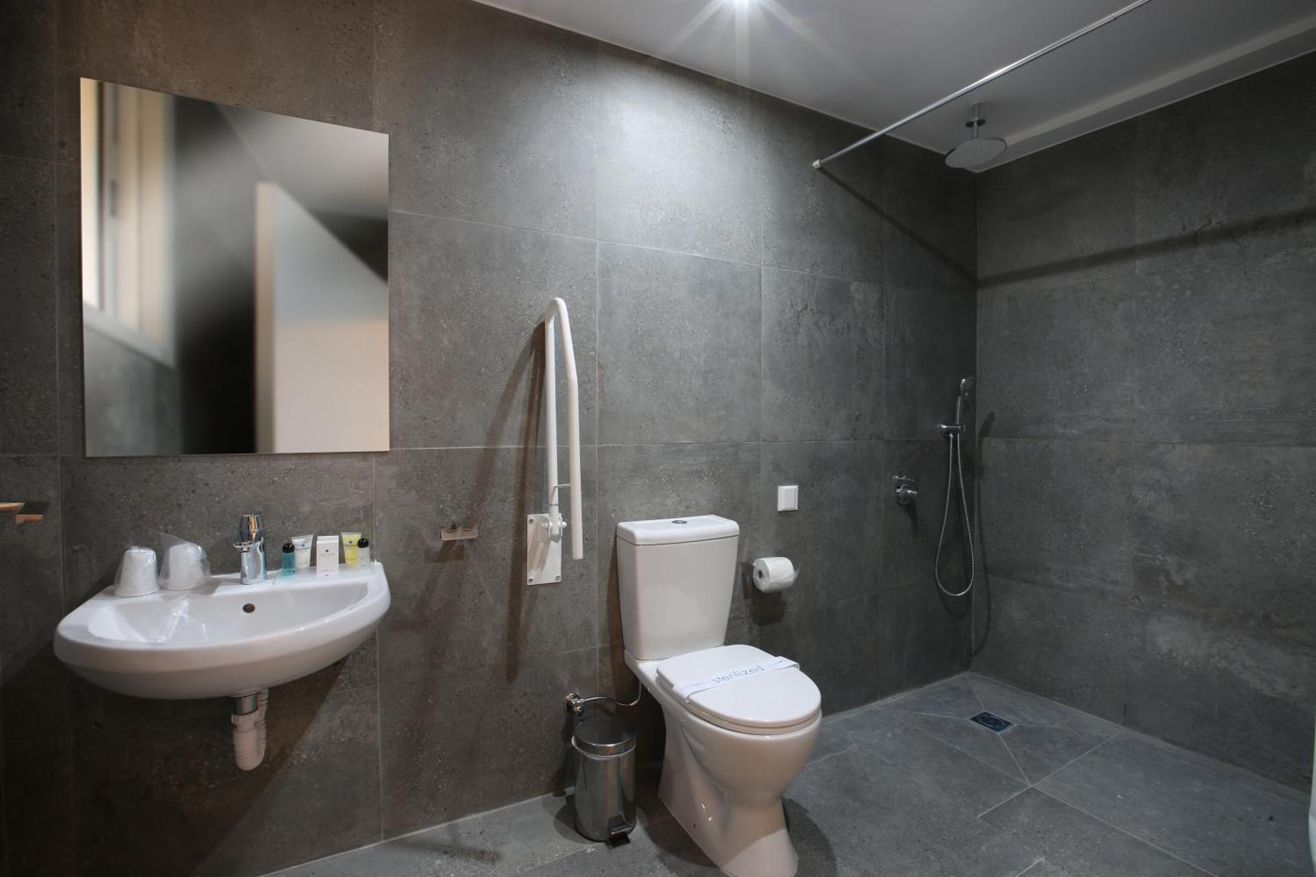 Centrum Hotel - City Center - Photo 49