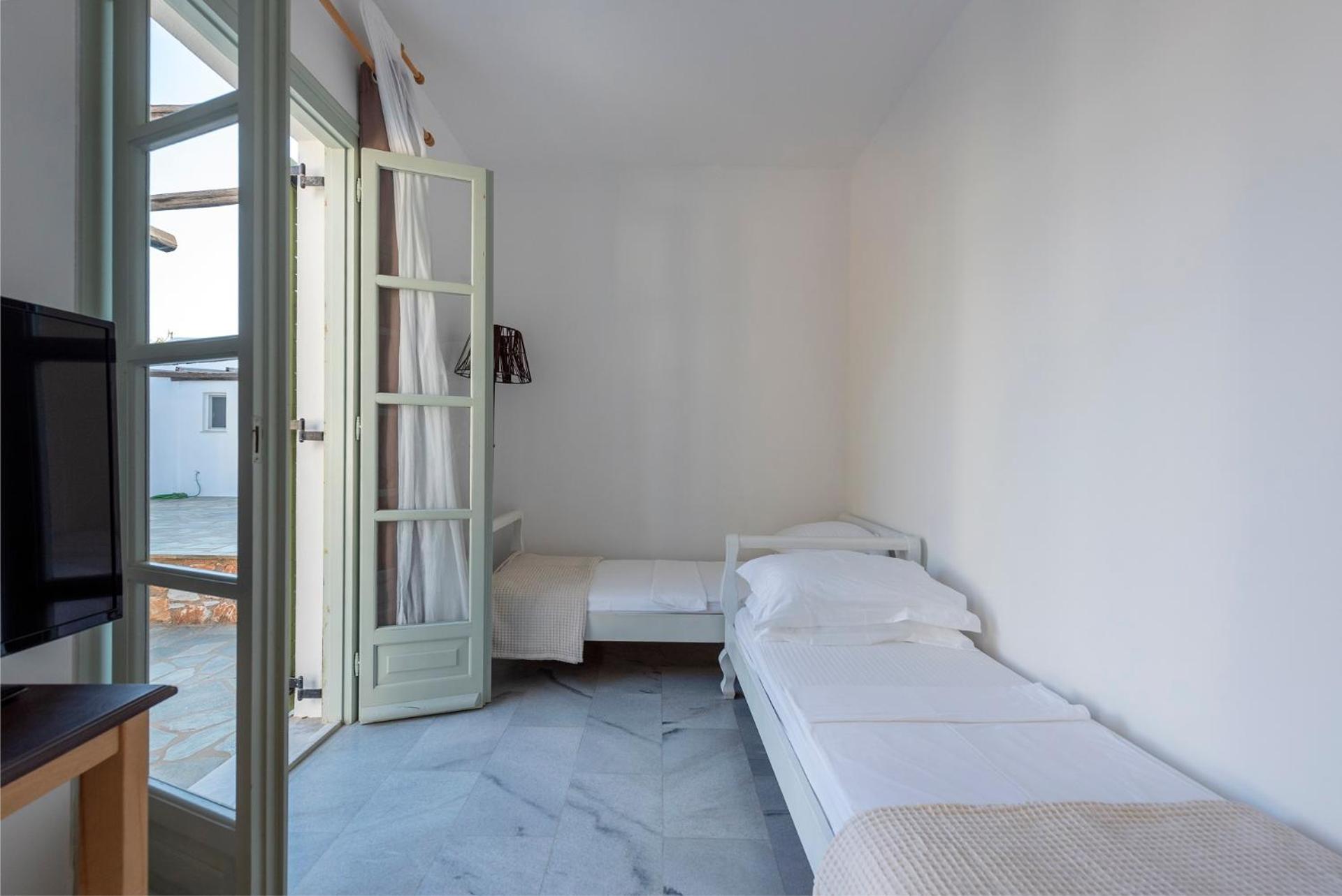 Parosland Hotel - Photo 56