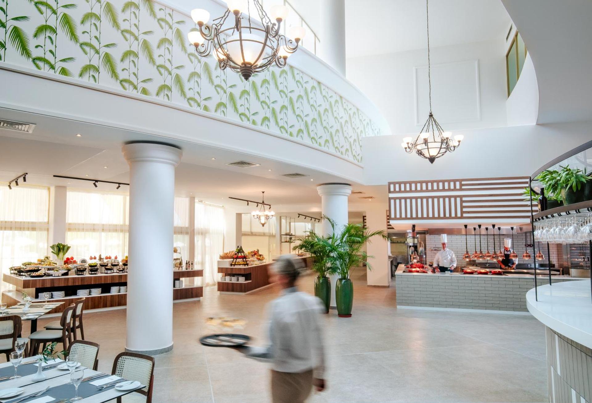 Louis Imperial Beach - Photo 25