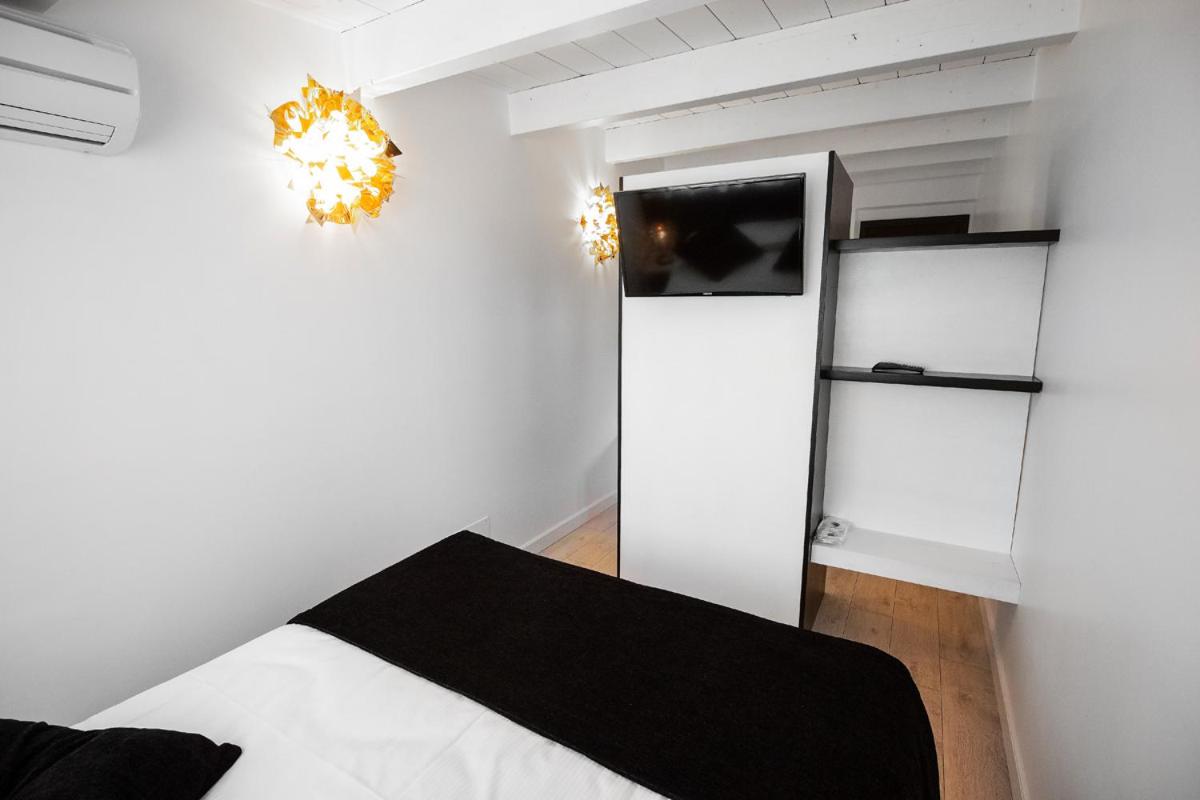 Hotel La Compagnia Del Viaggiatore - Photo 77