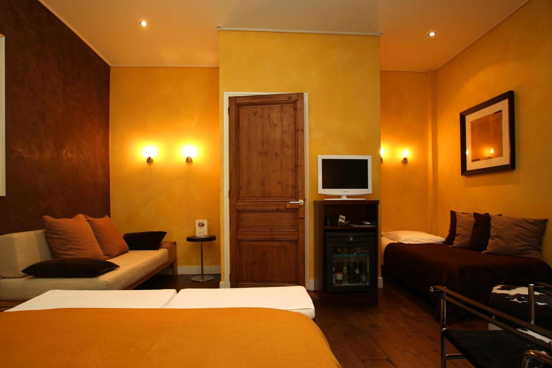 Hotel des Arceaux - Photo 11