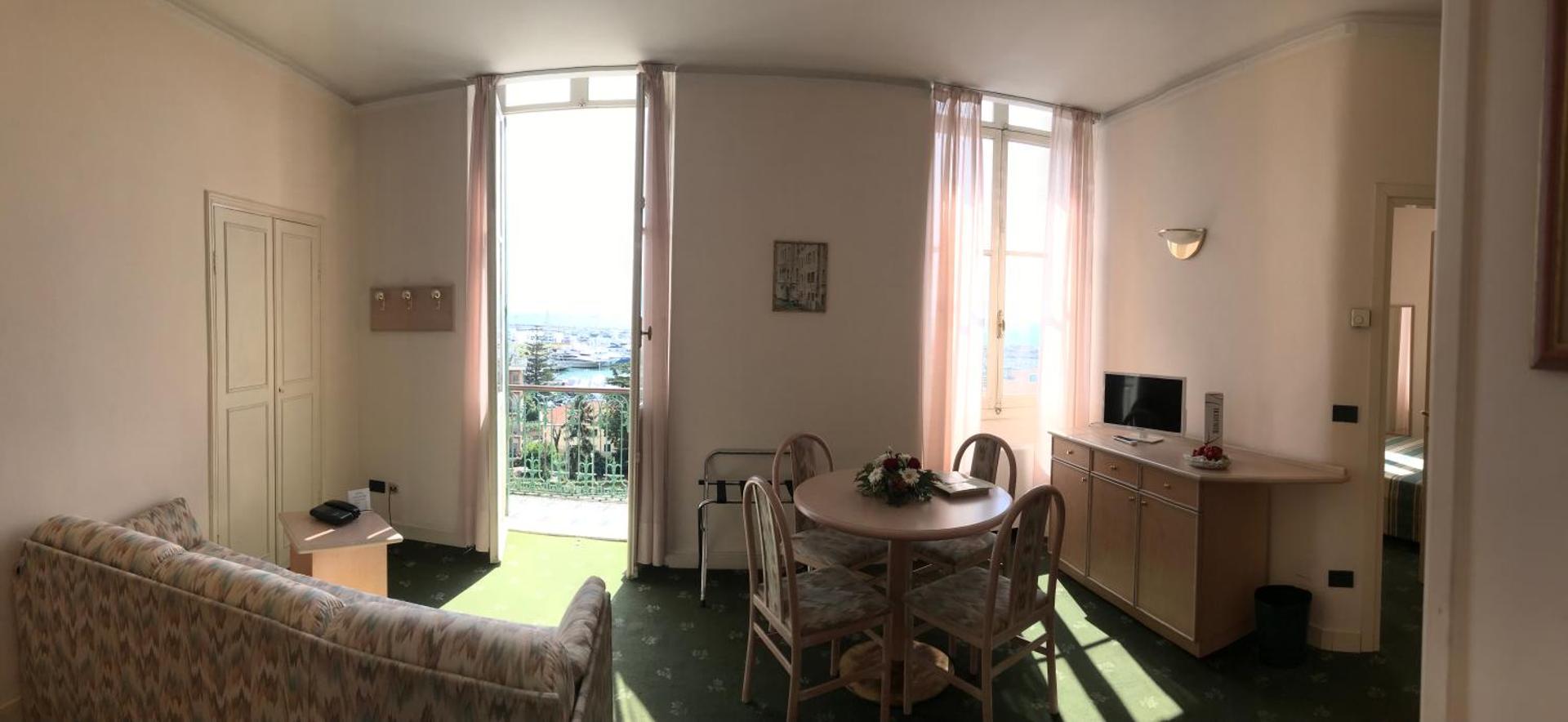 Hotel Miramare - Photo 58