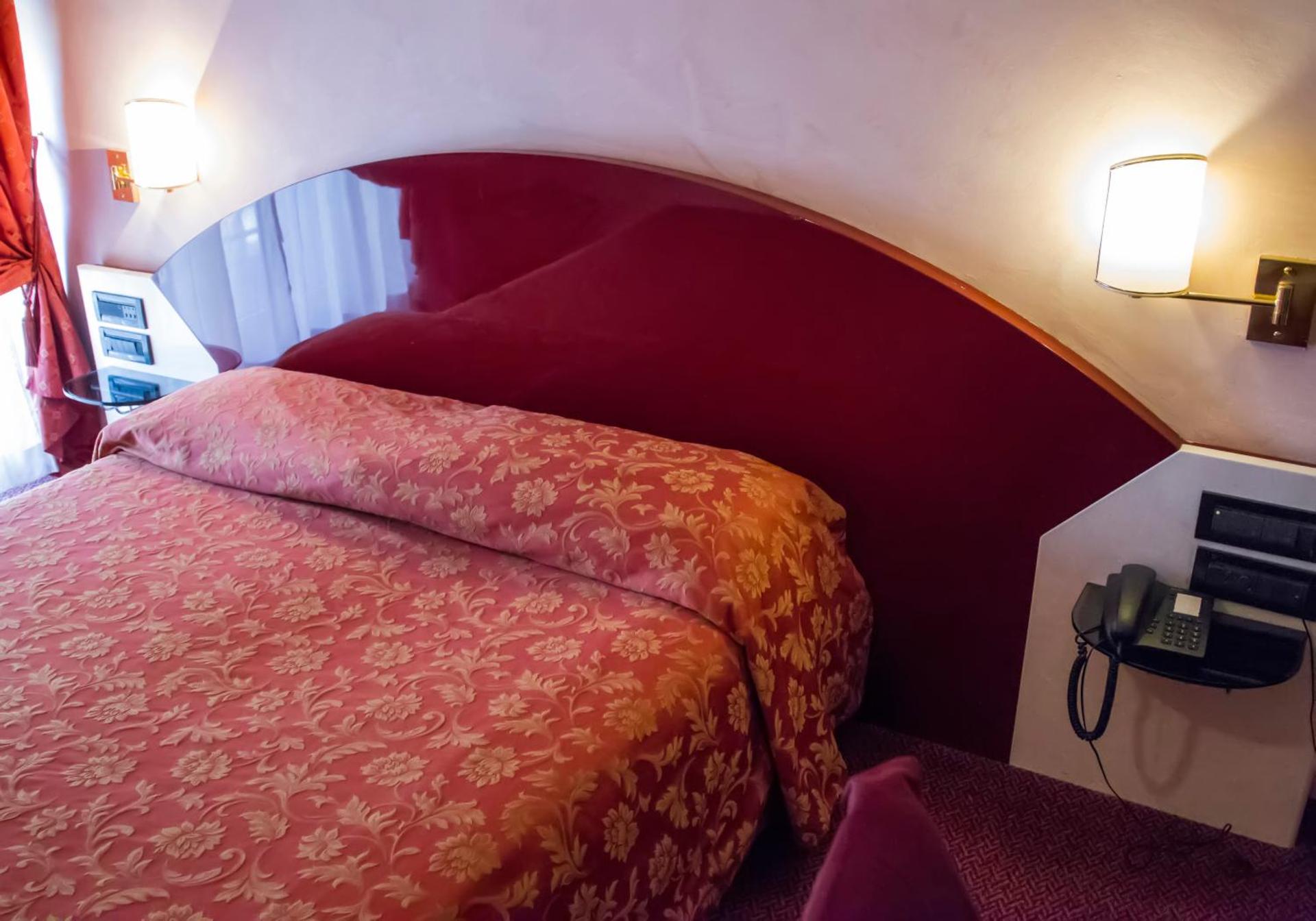 Hotel Continental - Photo 81