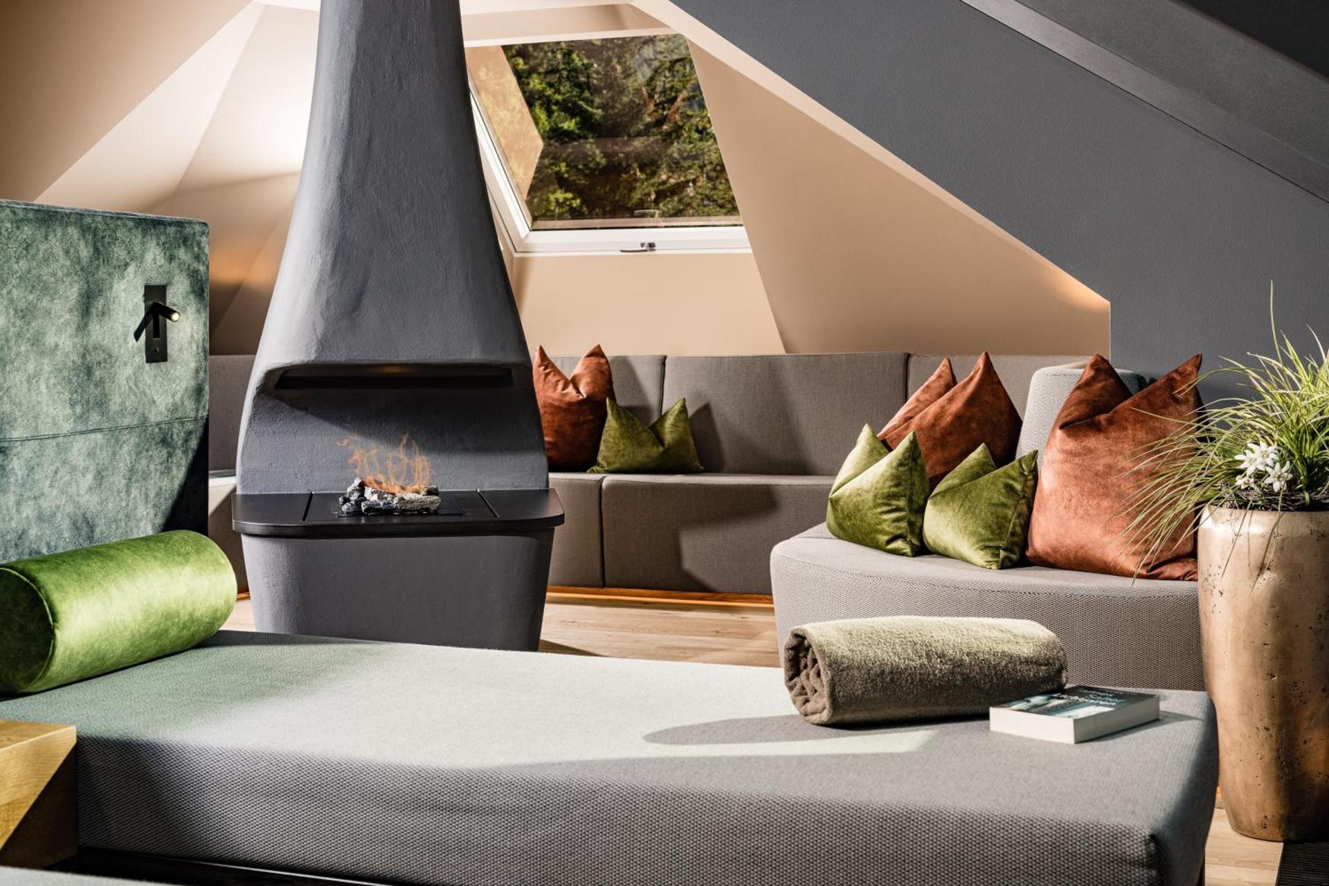 Hotel Touring Dolomites - Photo 9