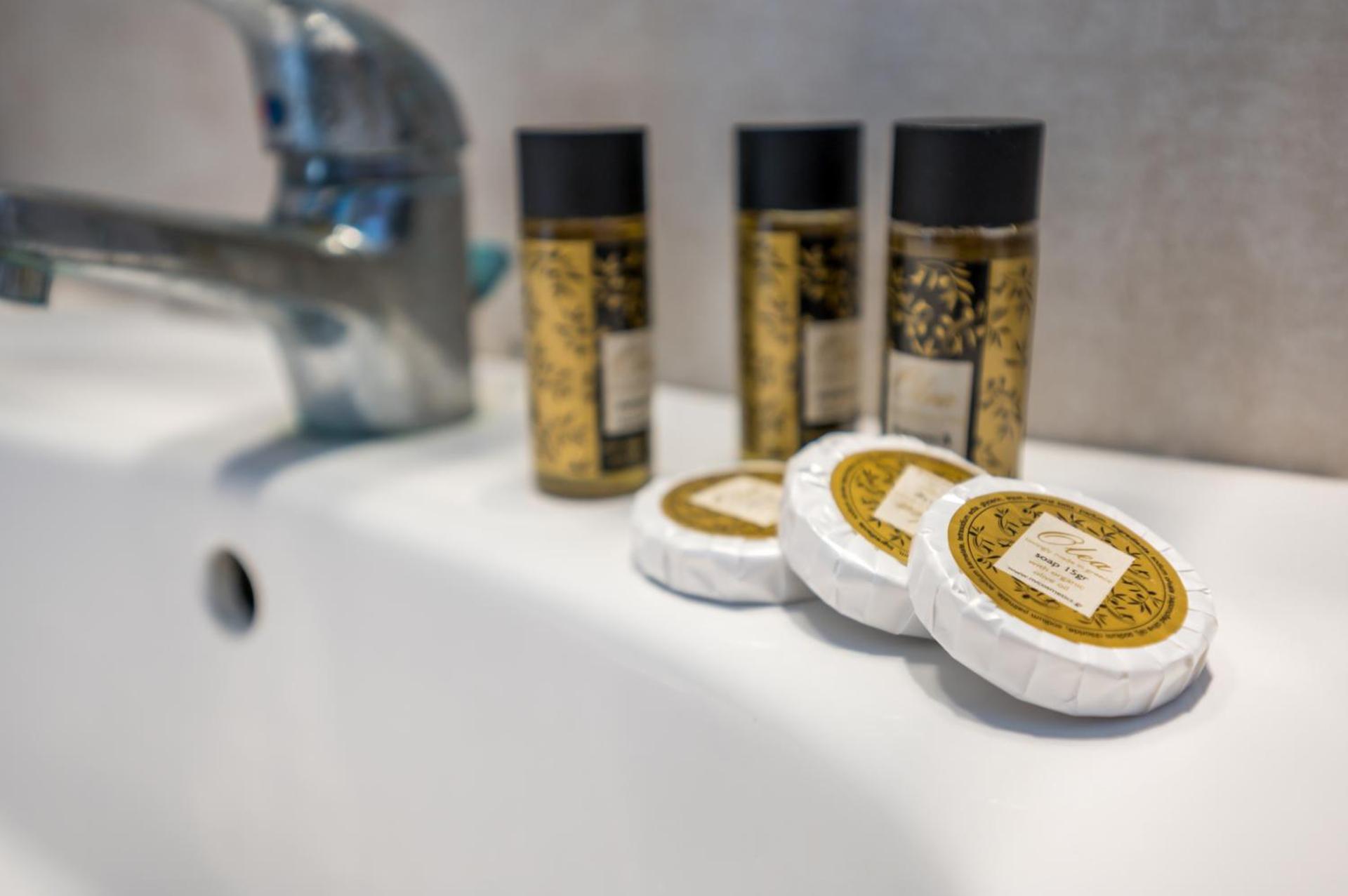 Jonathan Studio Apartments - Photo 38