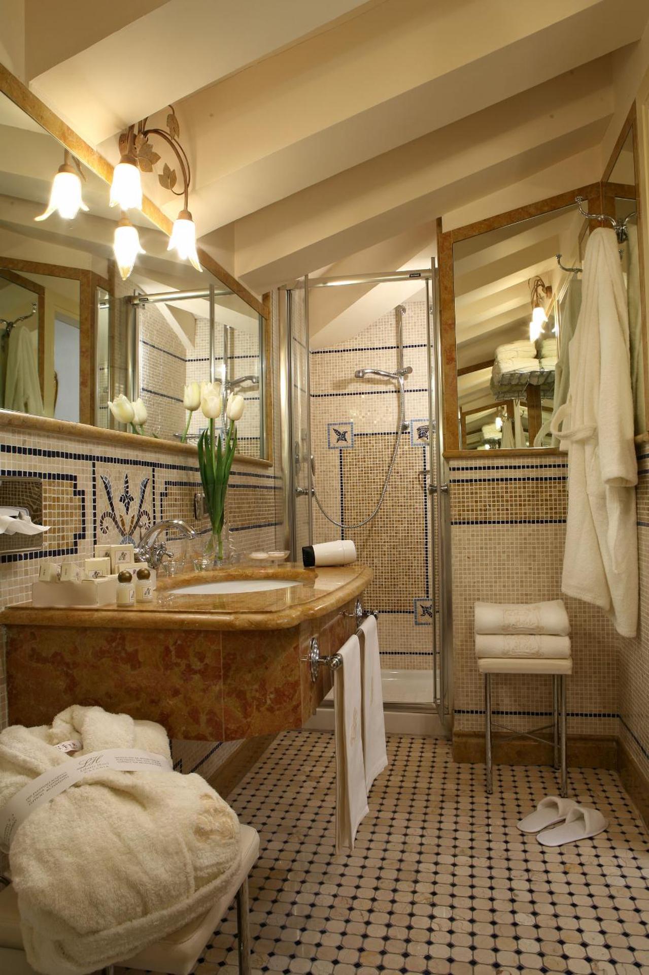 Liberty Hotel - Photo 24