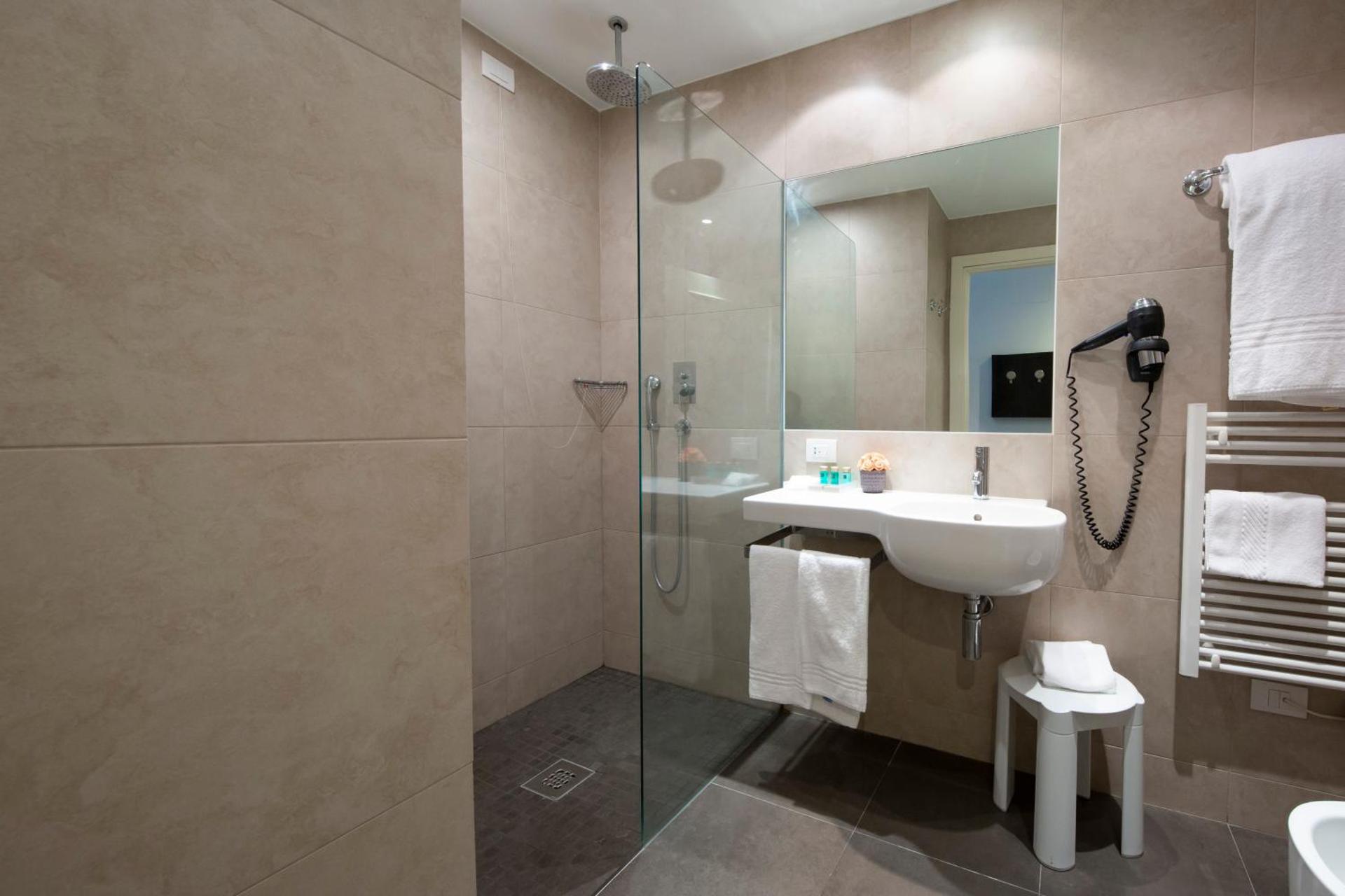 Hotel Capolago - Photo 4