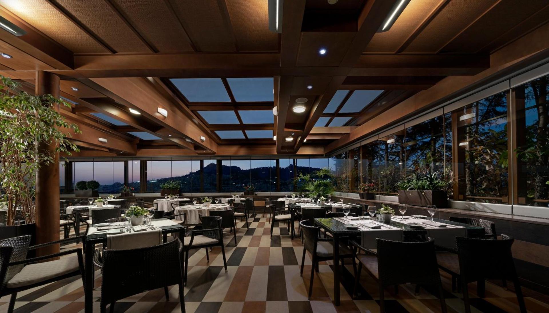 Crowne Plaza Athens City Centre by IHG - Photo 162