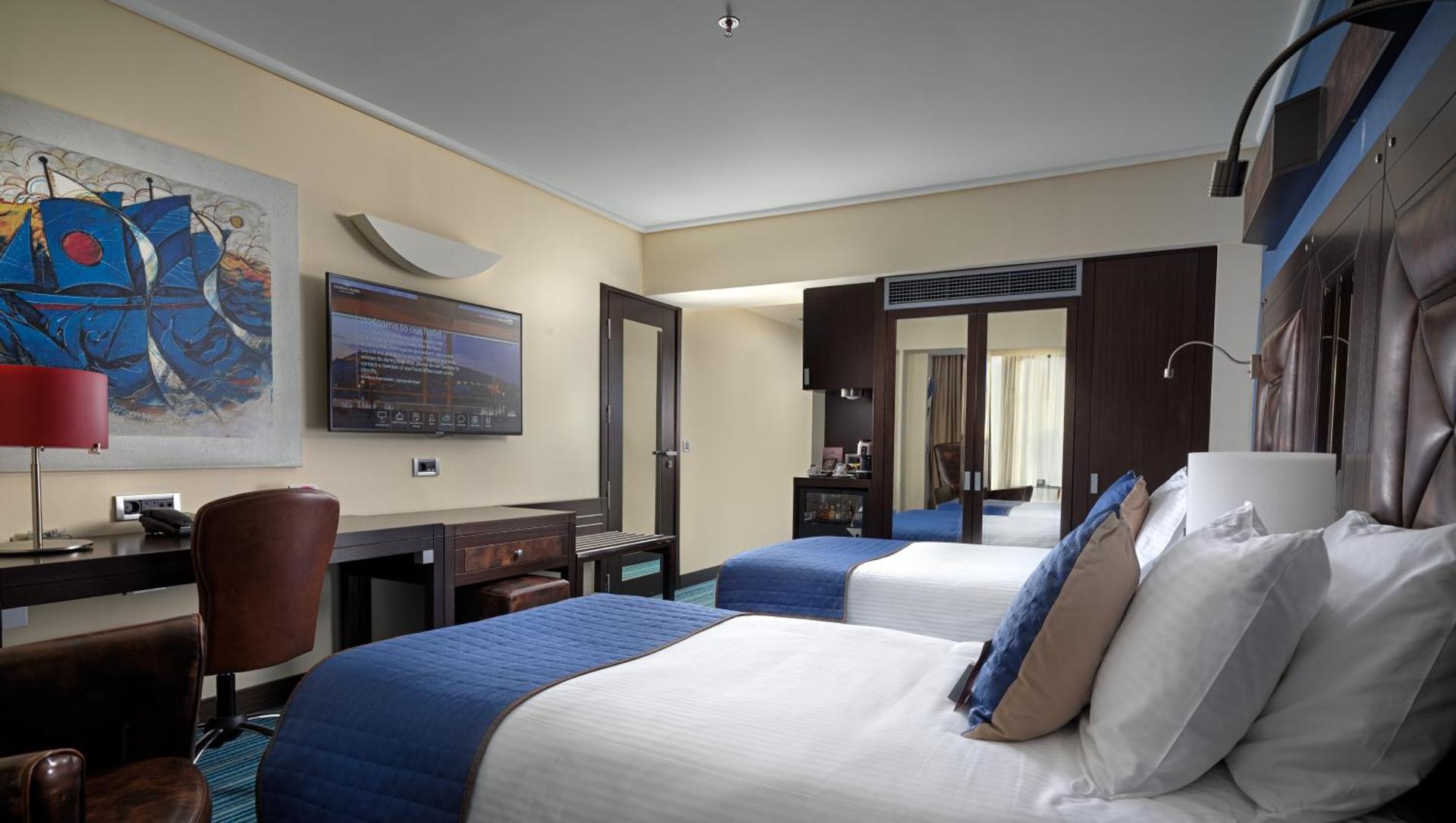 Crowne Plaza Athens City Centre by IHG - Photo 18