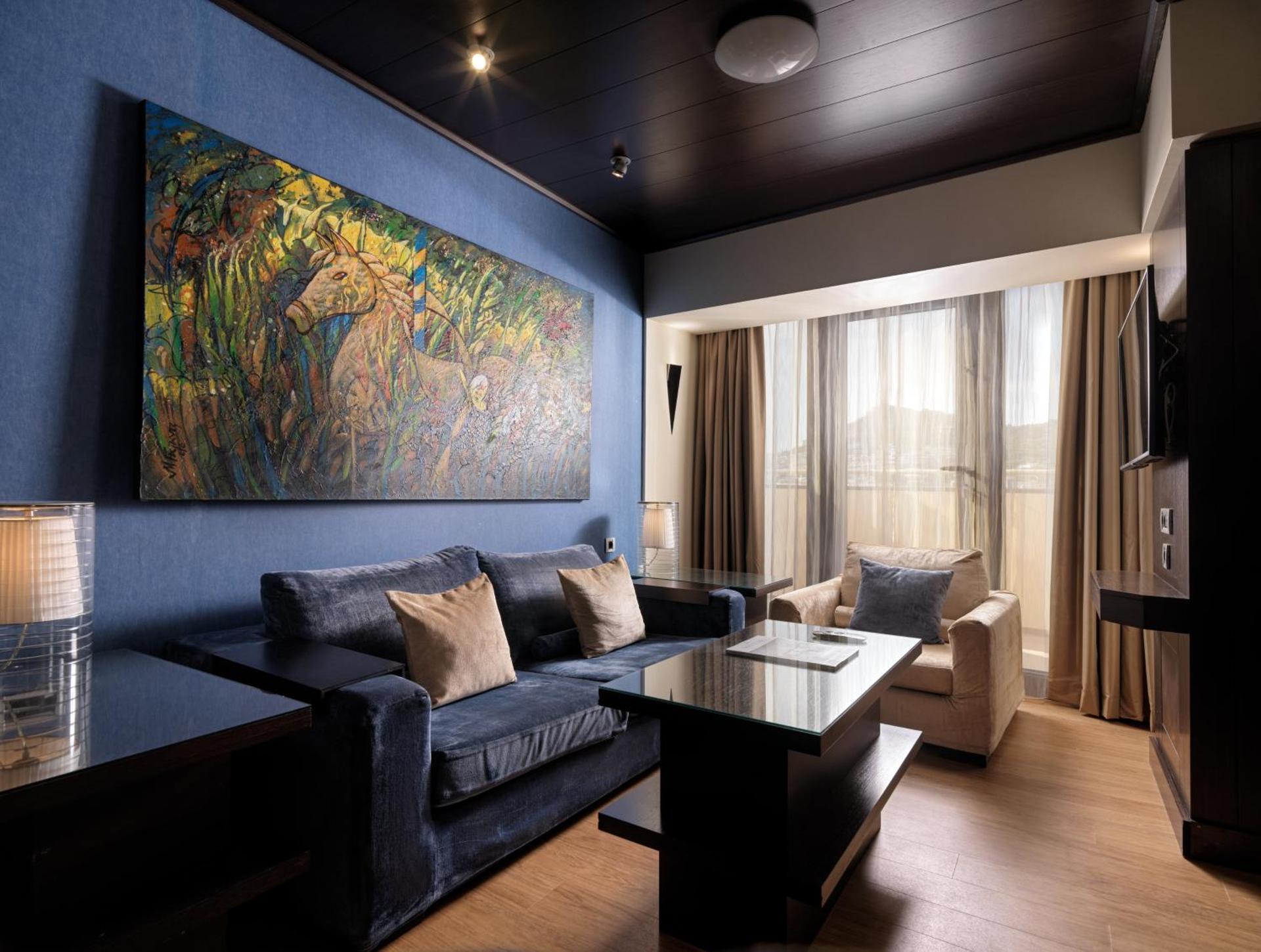 Crowne Plaza Athens City Centre by IHG - Photo 37