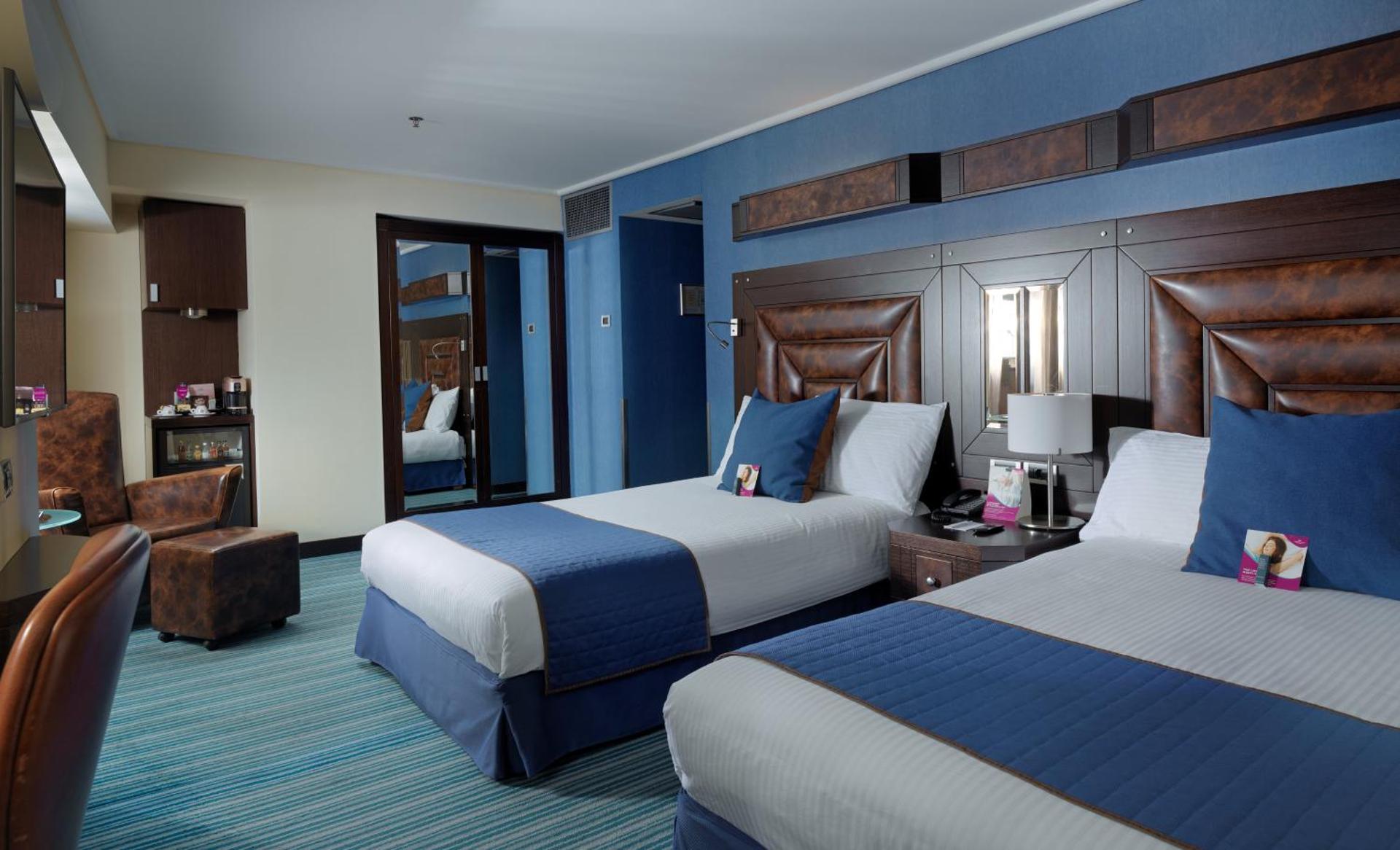 Crowne Plaza Athens City Centre by IHG - Photo 13