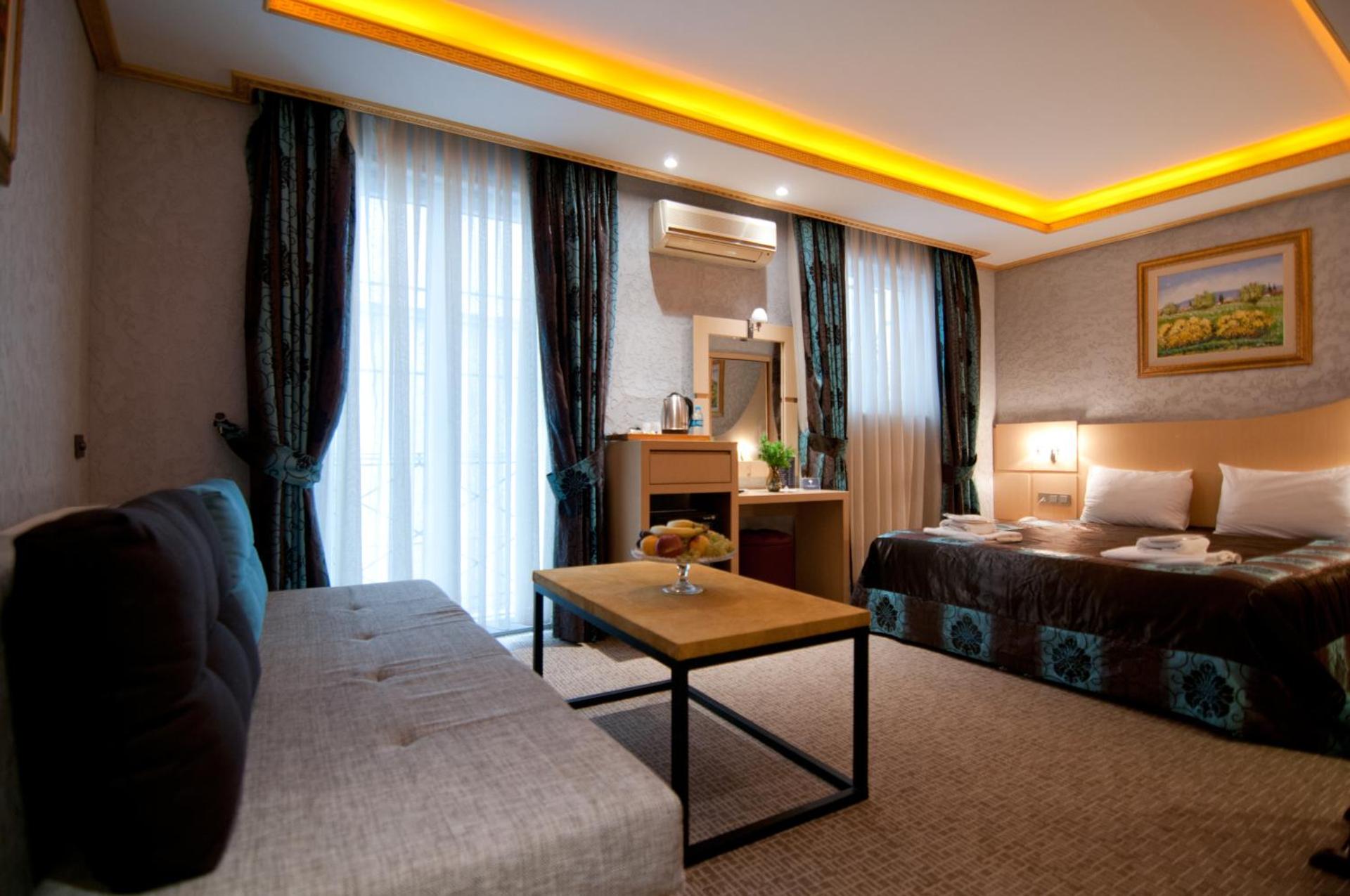 Grand Ambiance Hotel - Photo 38