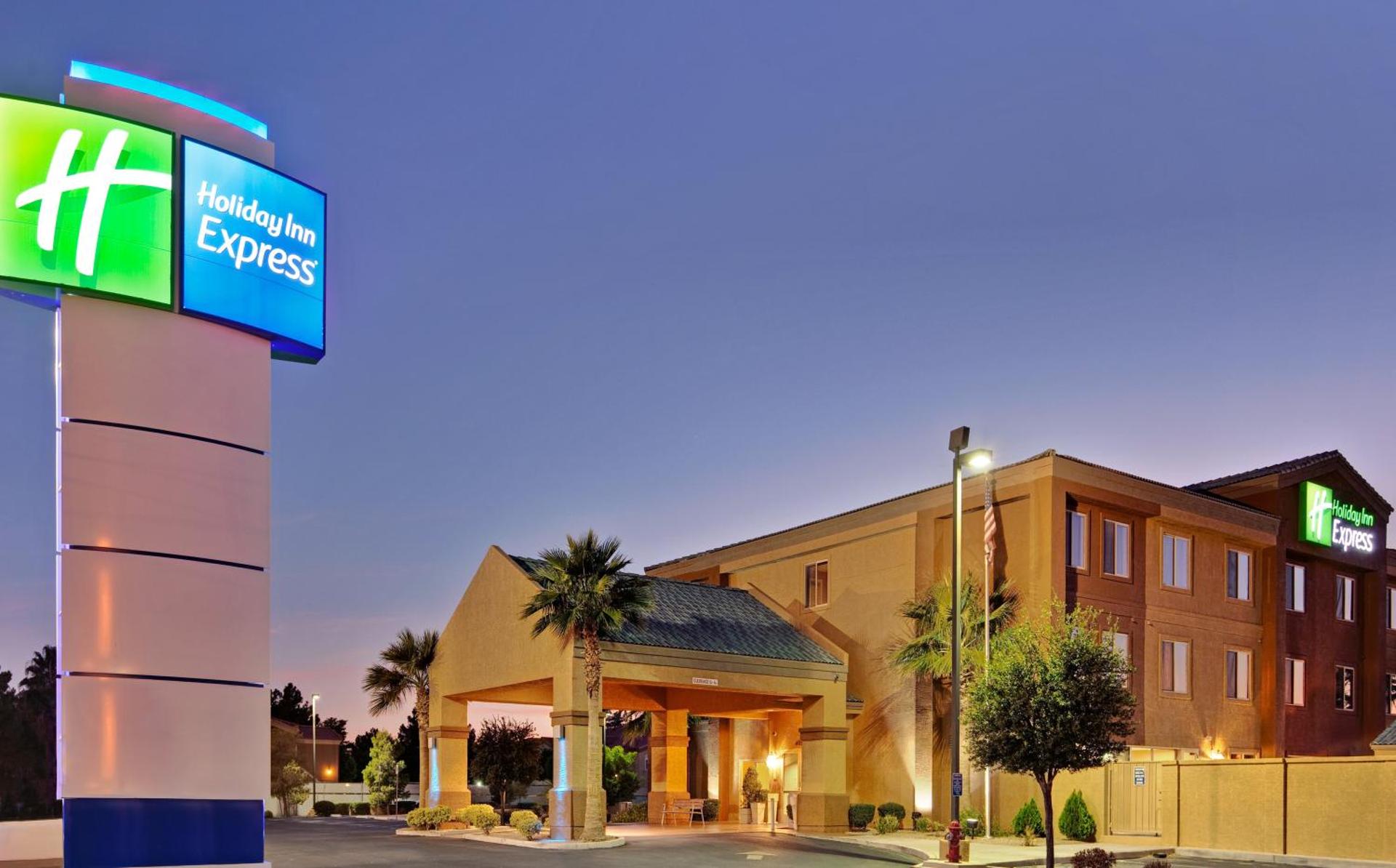 Holiday Inn Express Las Vegas-Nellis by IHG - Photo 23