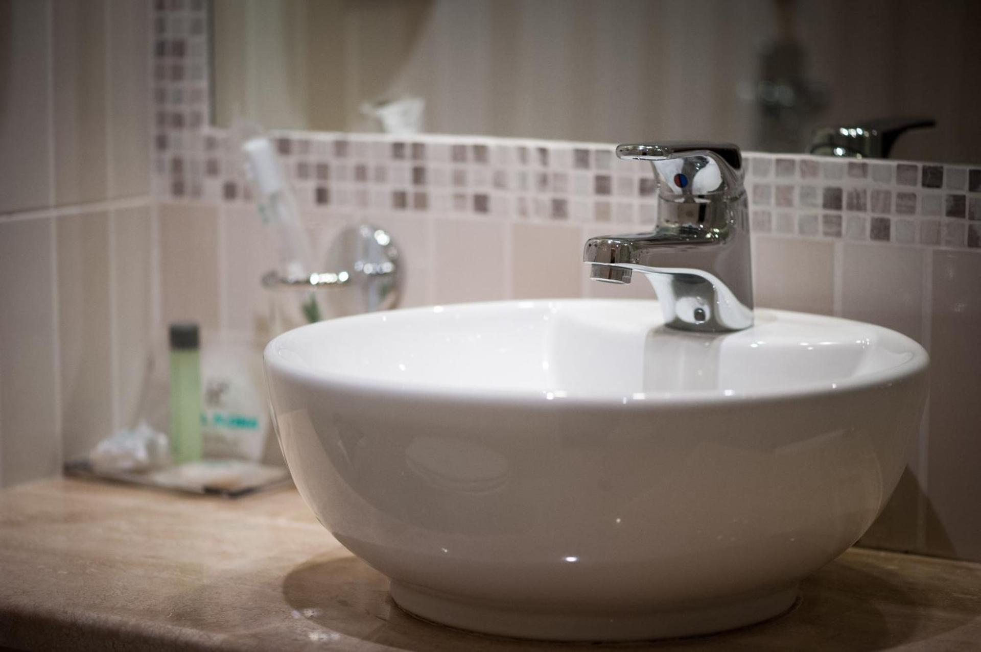 Hotel Flora - Photo 13