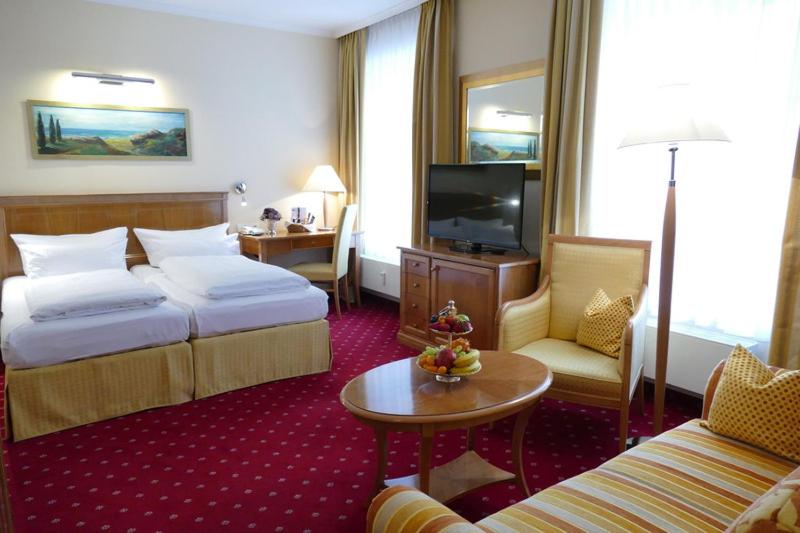 Hotel an der Oper - Photo 60