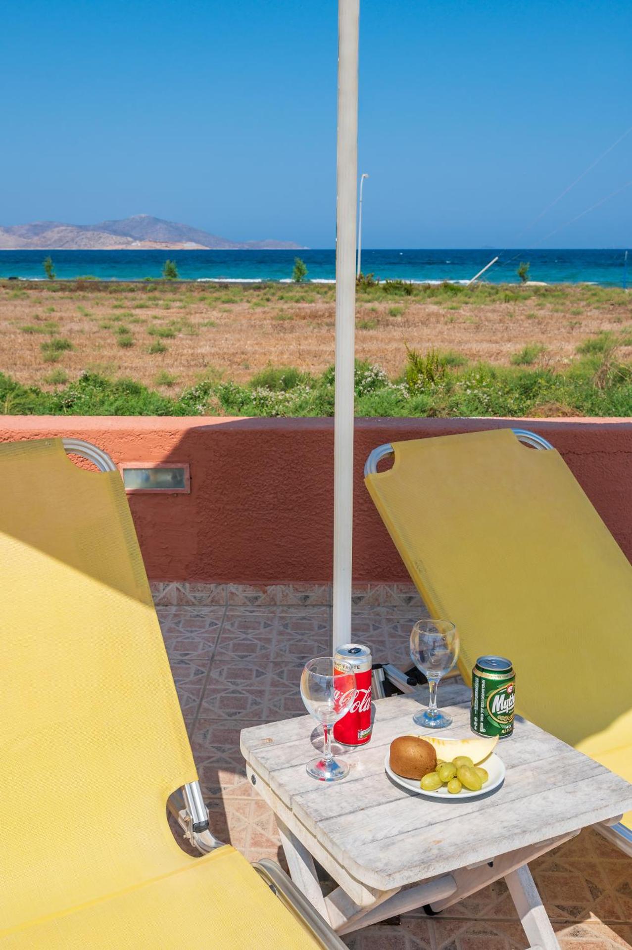 Jonathan Studio Apartments - Photo 14