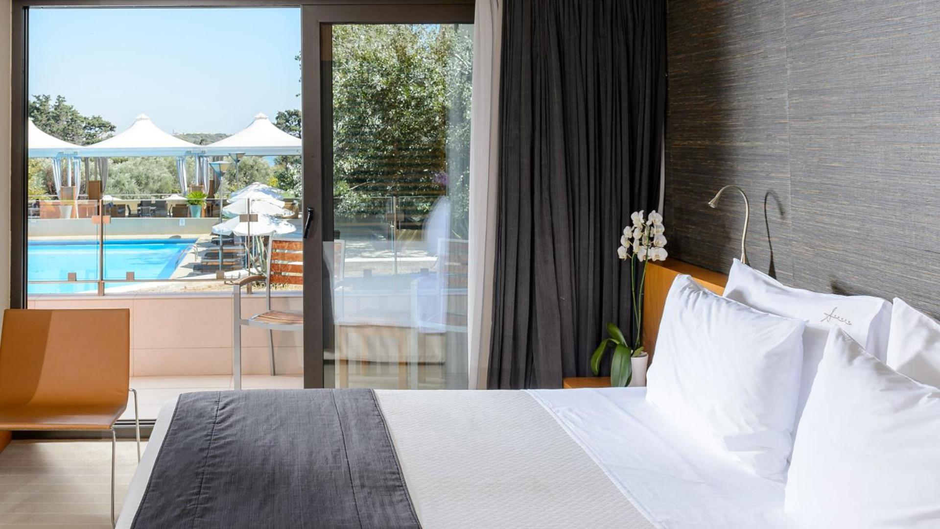 Alexander Beach Hotel & Spa - Photo 32