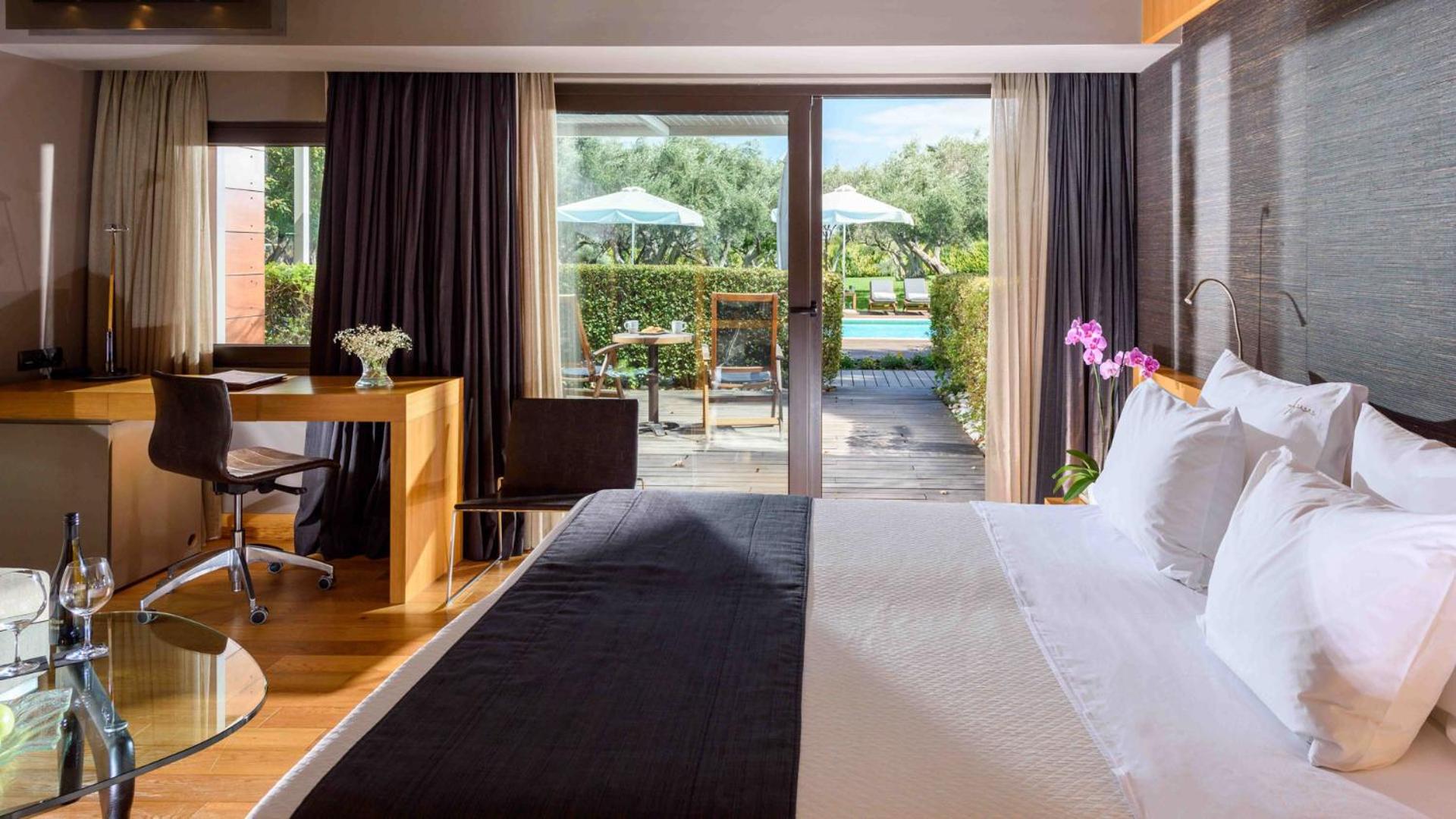Alexander Beach Hotel & Spa - Photo 37