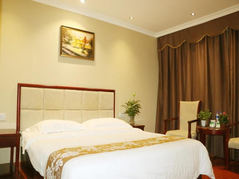 GreenTree Inn Guangzhou Panyu Chimelong Paradise Business Hotel - Photo 4