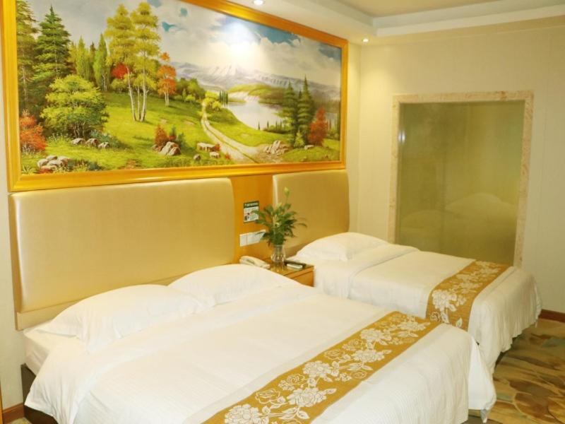 GreenTree Inn Guangzhou Panyu Chimelong Paradise Business Hotel - Photo 2