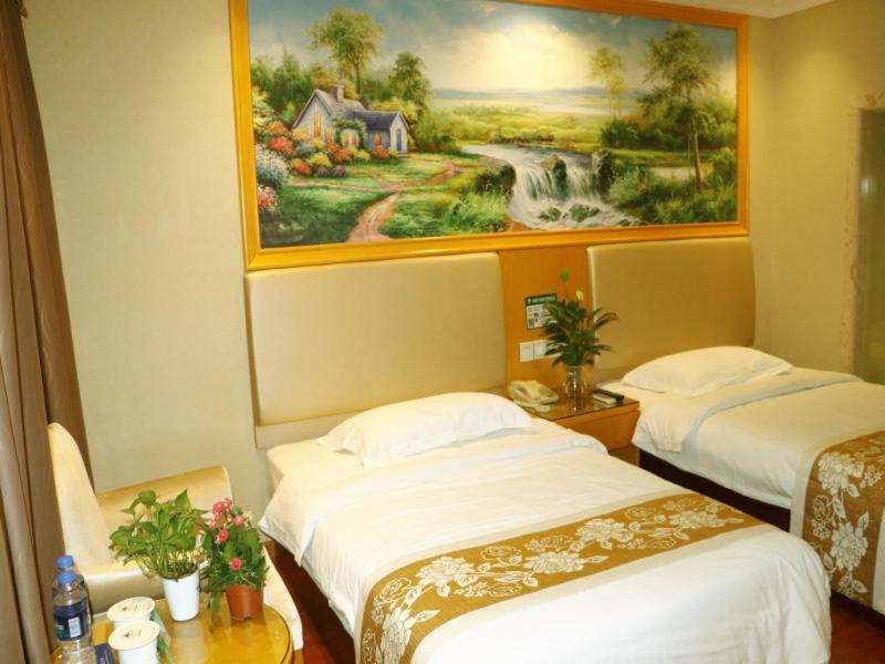 GreenTree Inn Guangzhou Panyu Chimelong Paradise Business Hotel - Photo 18