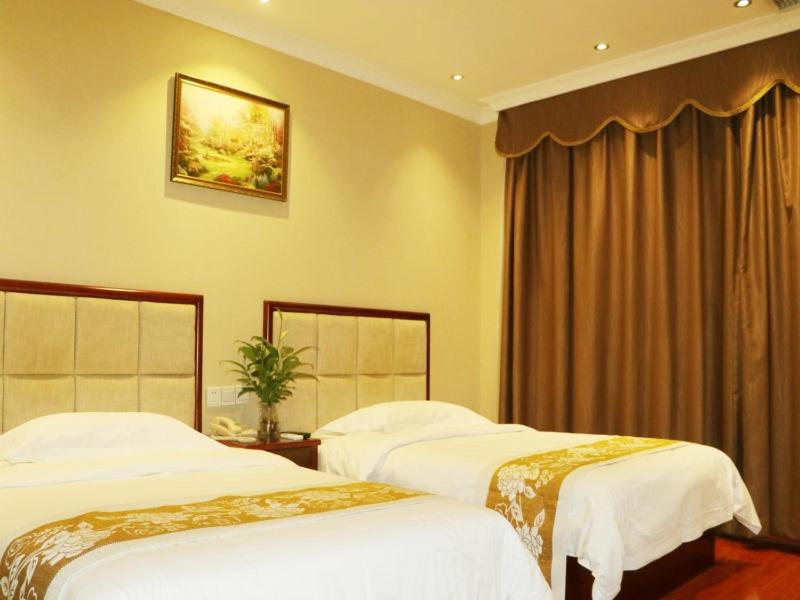 GreenTree Inn Guangzhou Panyu Chimelong Paradise Business Hotel - Photo 19