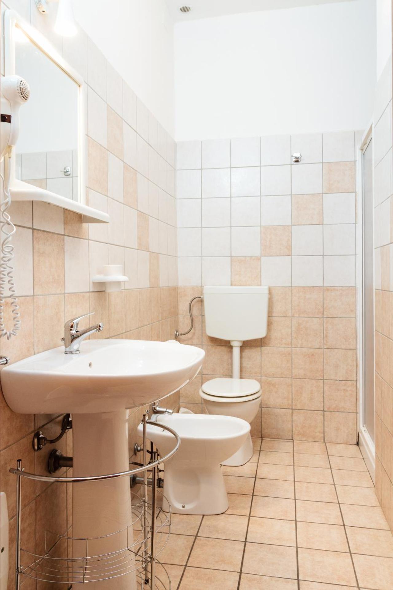 La Mezzanella Guesthouse - Photo 14