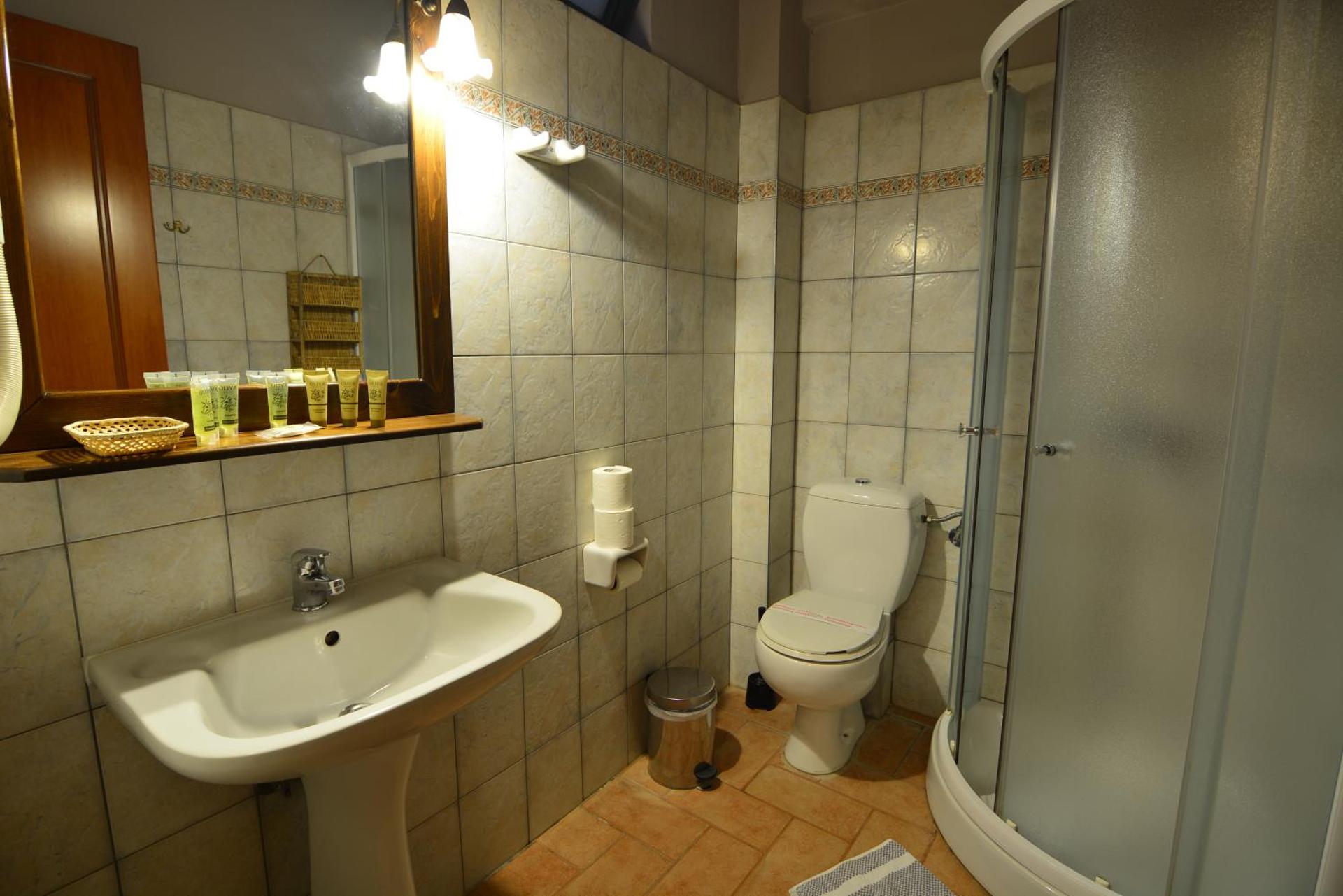 Aphrodite's Inn Kalavrita - Photo 6