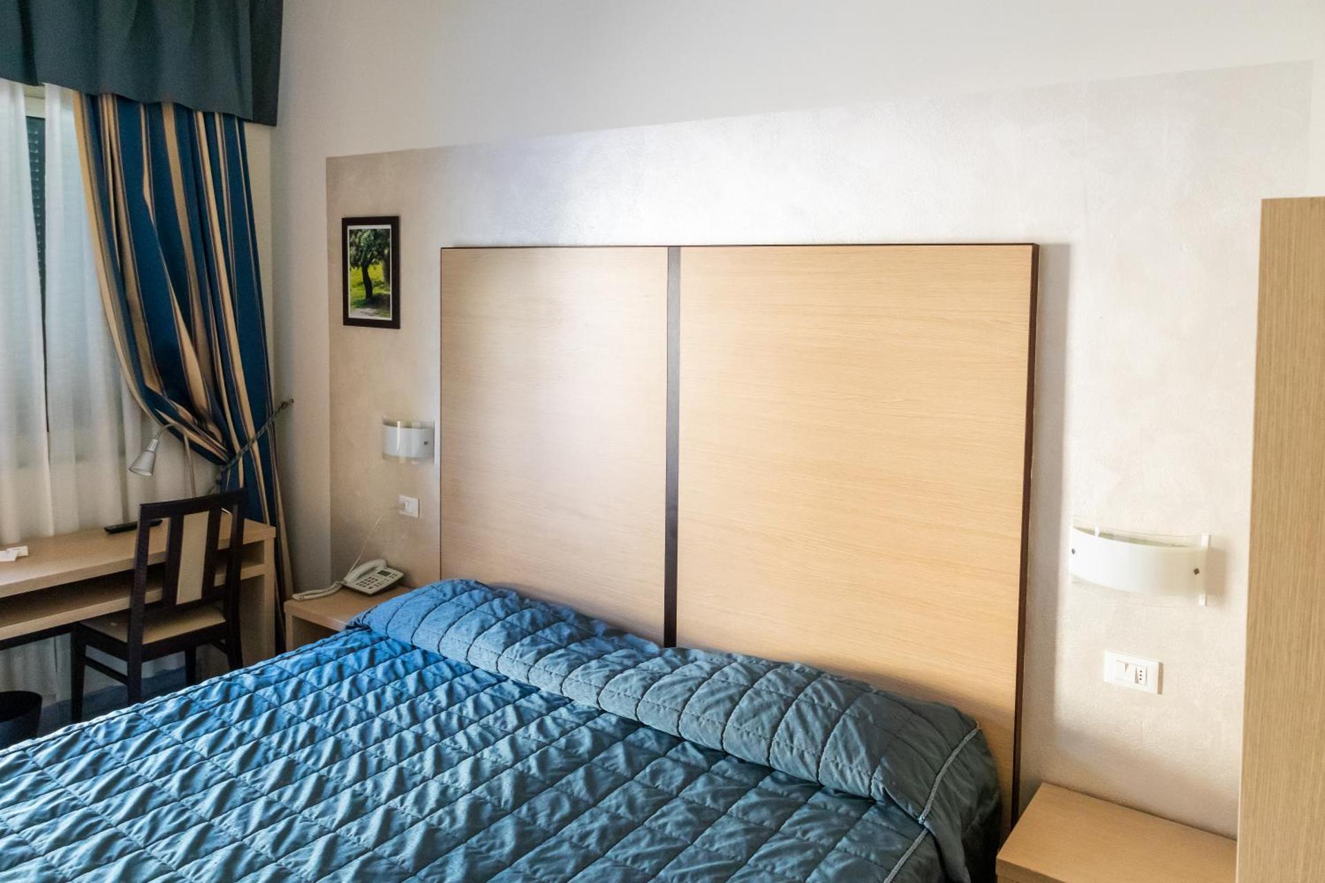 Hotel Fiera Rho - Photo 41