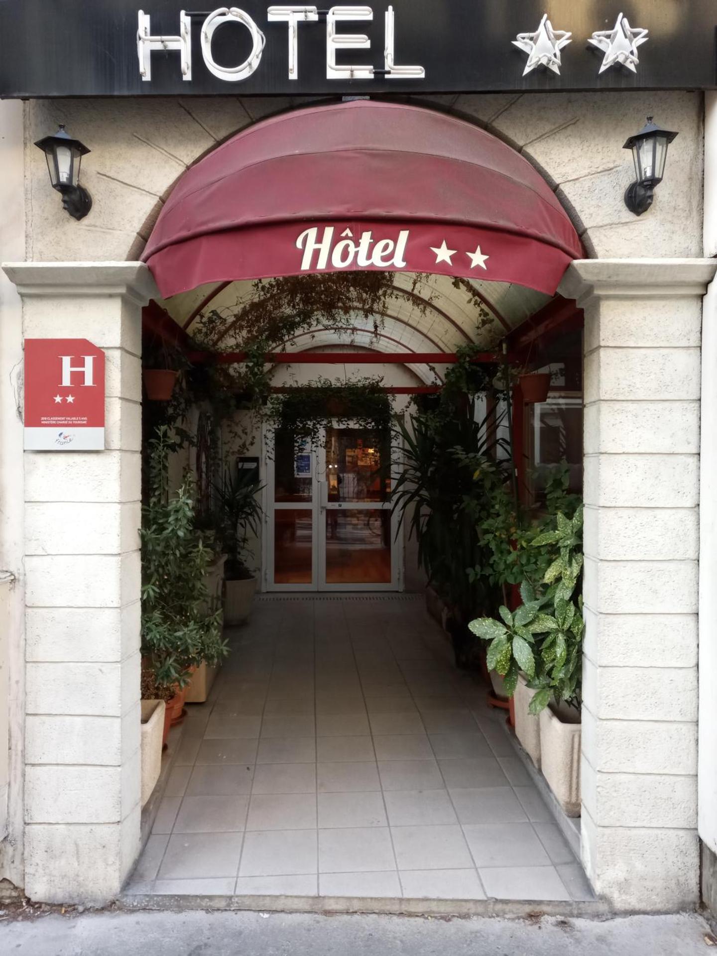 Hôtel De La Perdrix Rouge - Photo 60