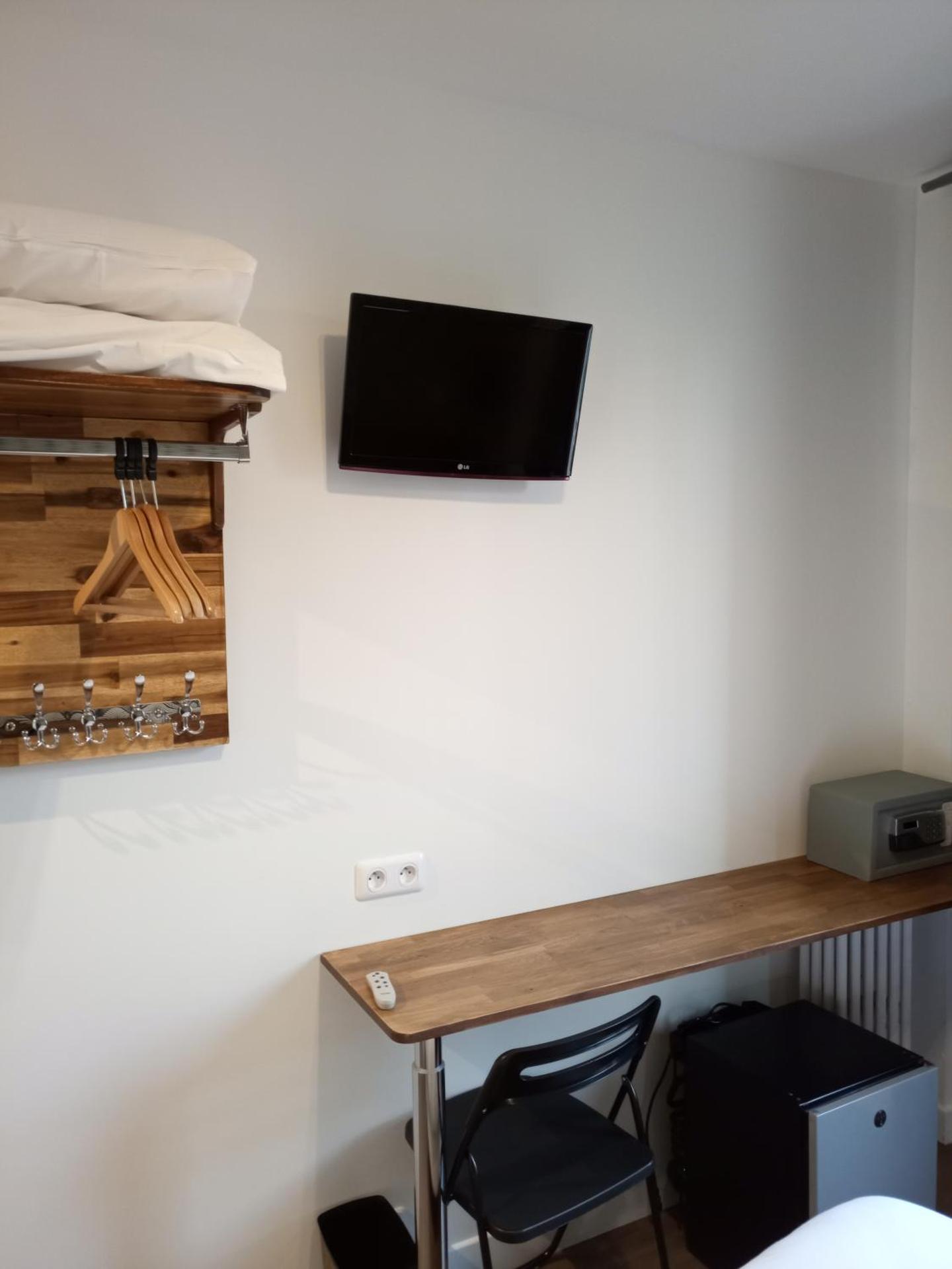 Hôtel De La Perdrix Rouge - Photo 59