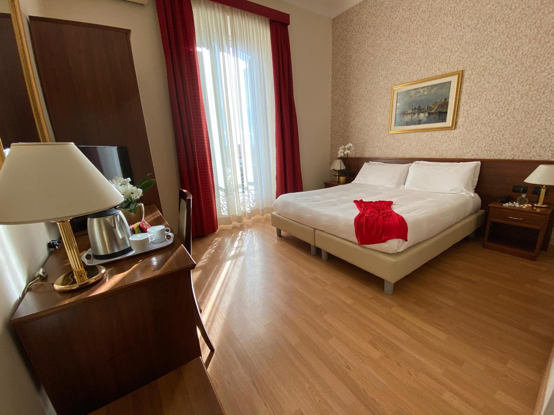 Hotel Eletto - Photo 21