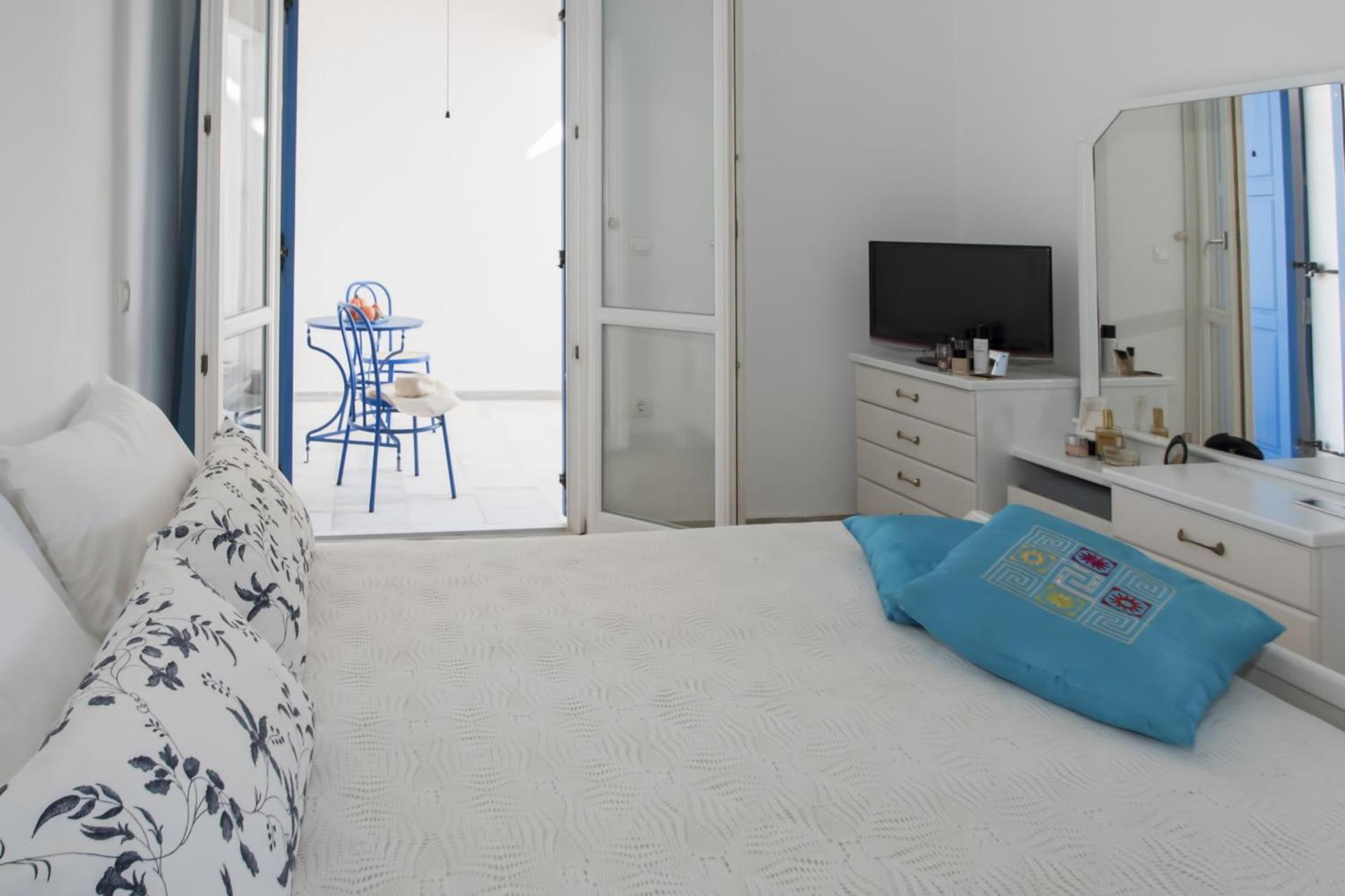 Milos Sunset Home - Photo 27