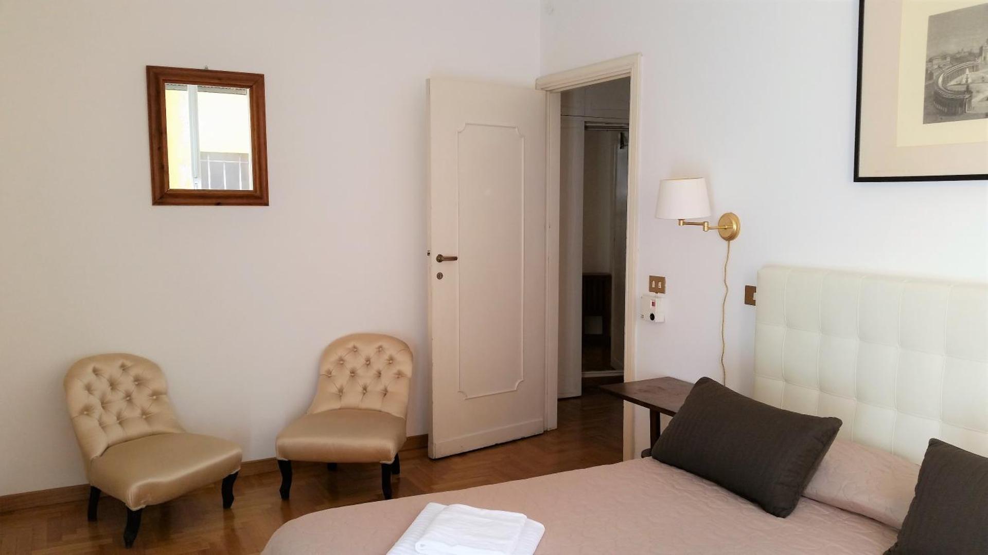 Vatican Suites Happy Holidays - Photo 20