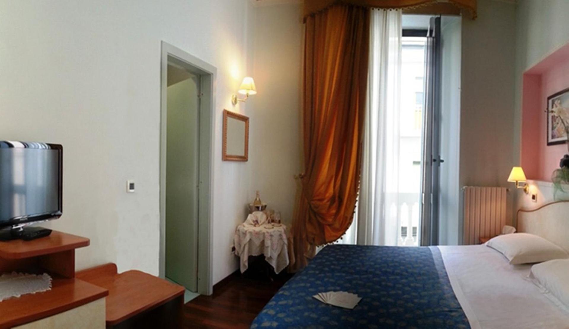 Hotel Alba - Photo 8