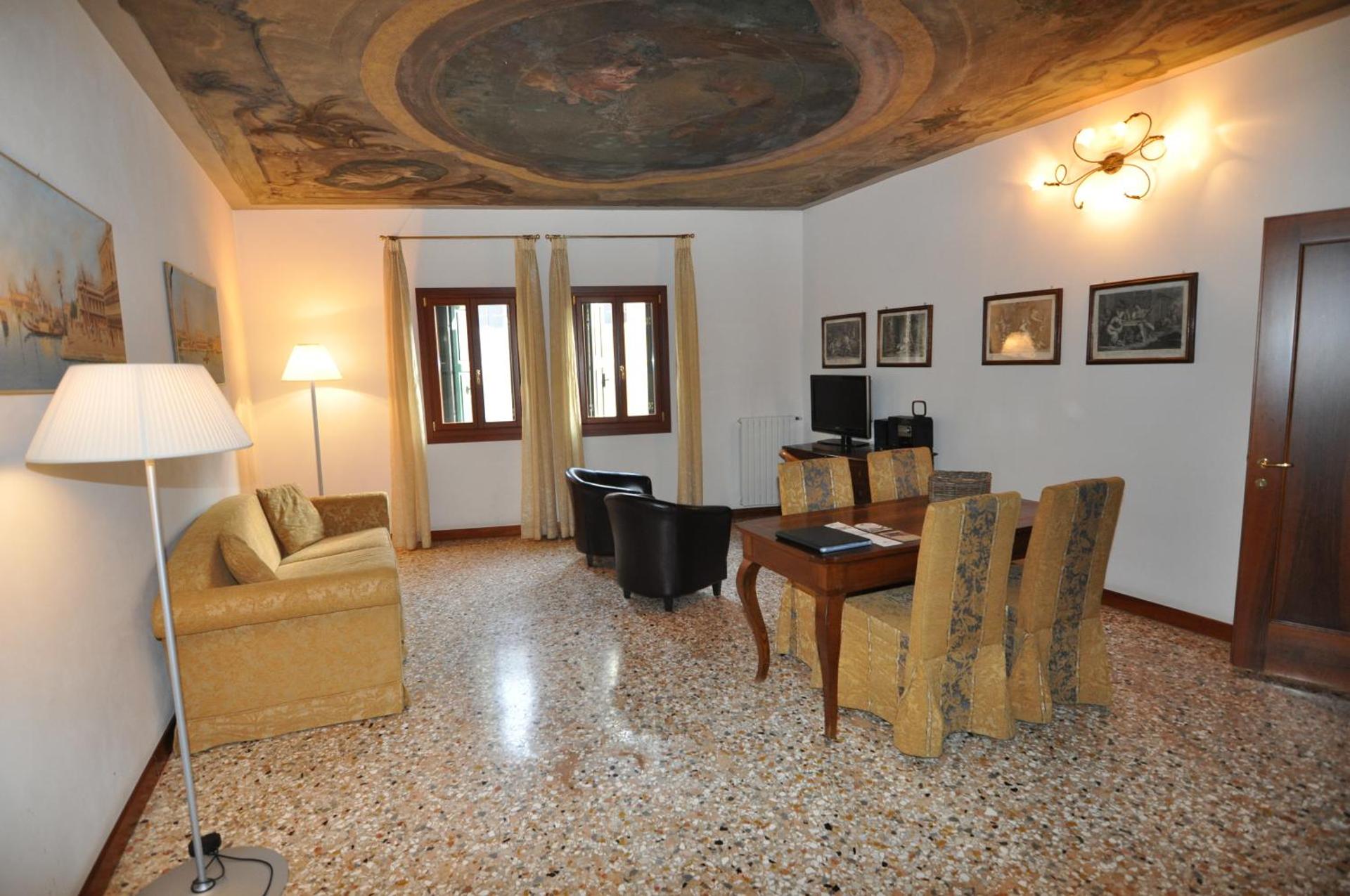 Casa Dei Pittori Venice Apartments - Photo 2