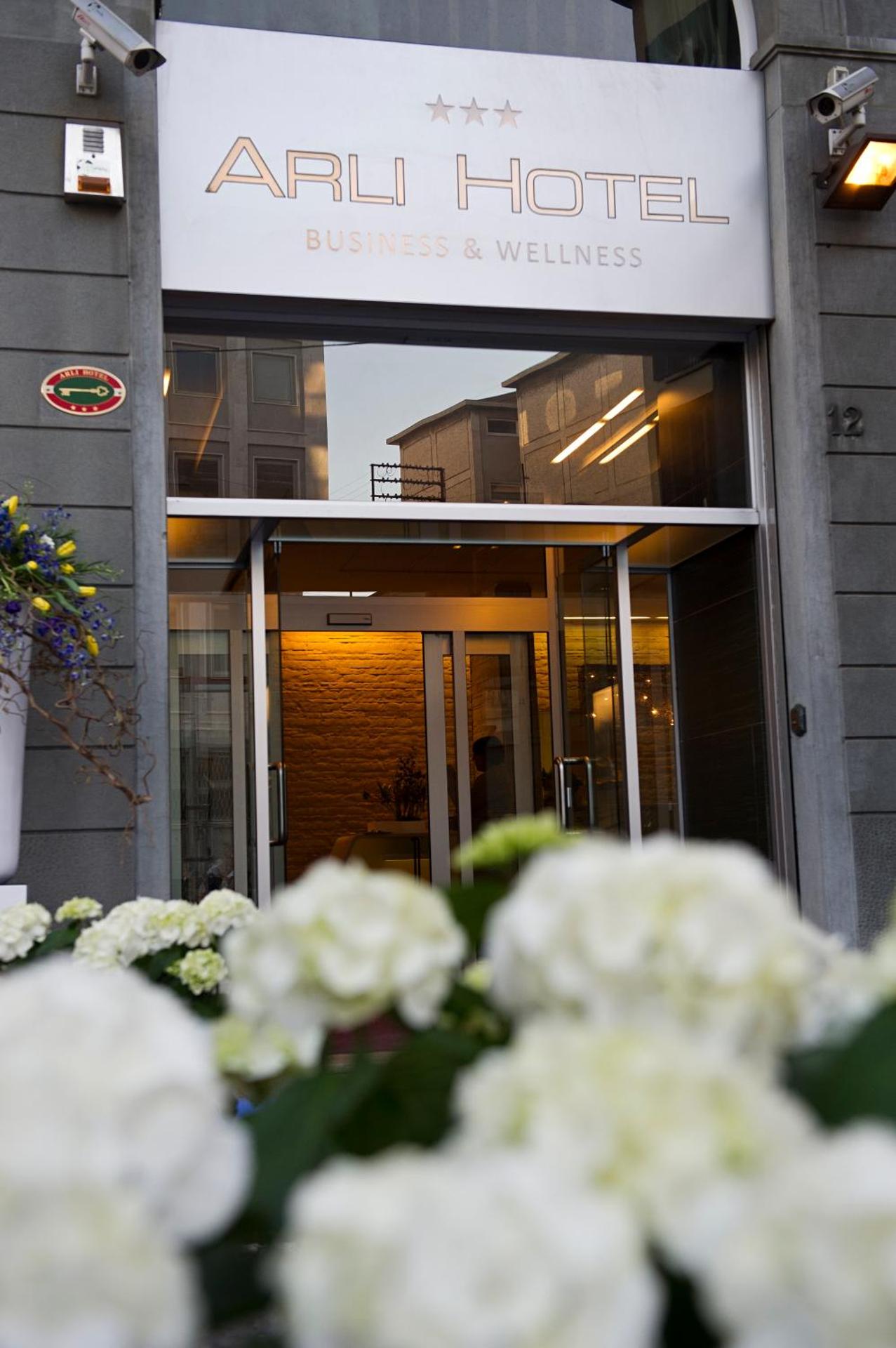 Arli Hotel Business and Wellness - Photo 21