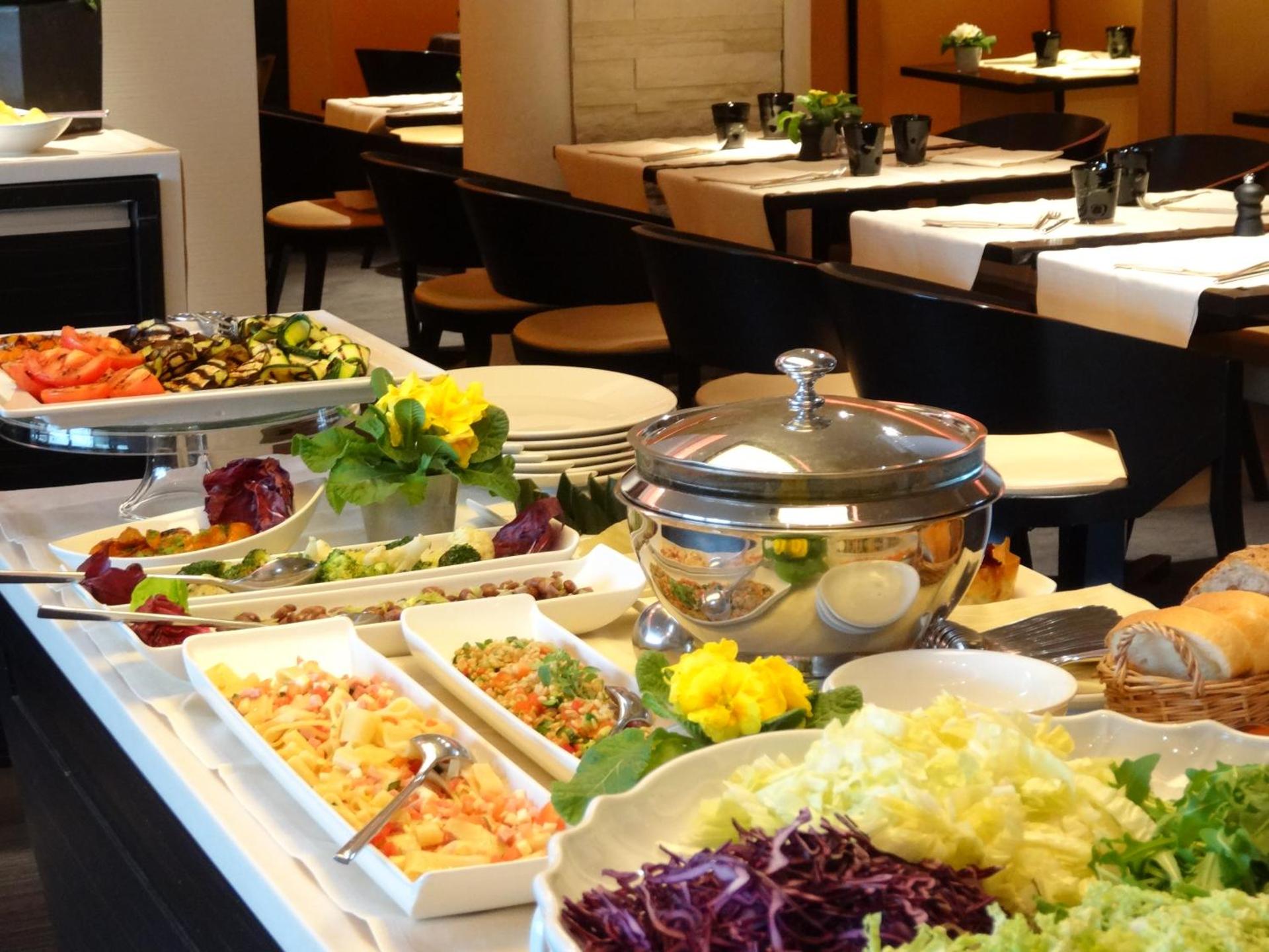 Arli Hotel Business and Wellness - Photo 14