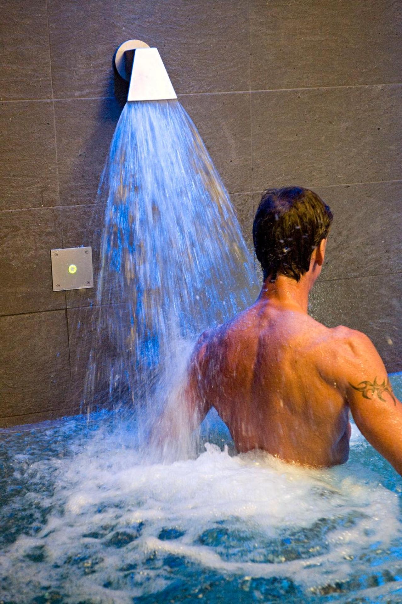 Arli Hotel Business and Wellness - Photo 17