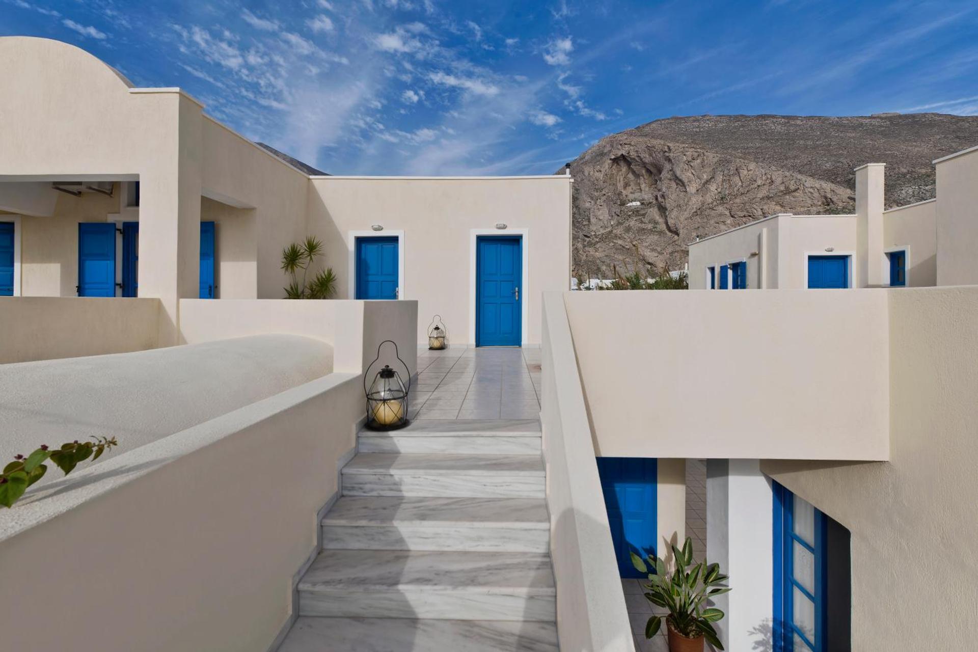 Irigeneia Hotel - Photo 33