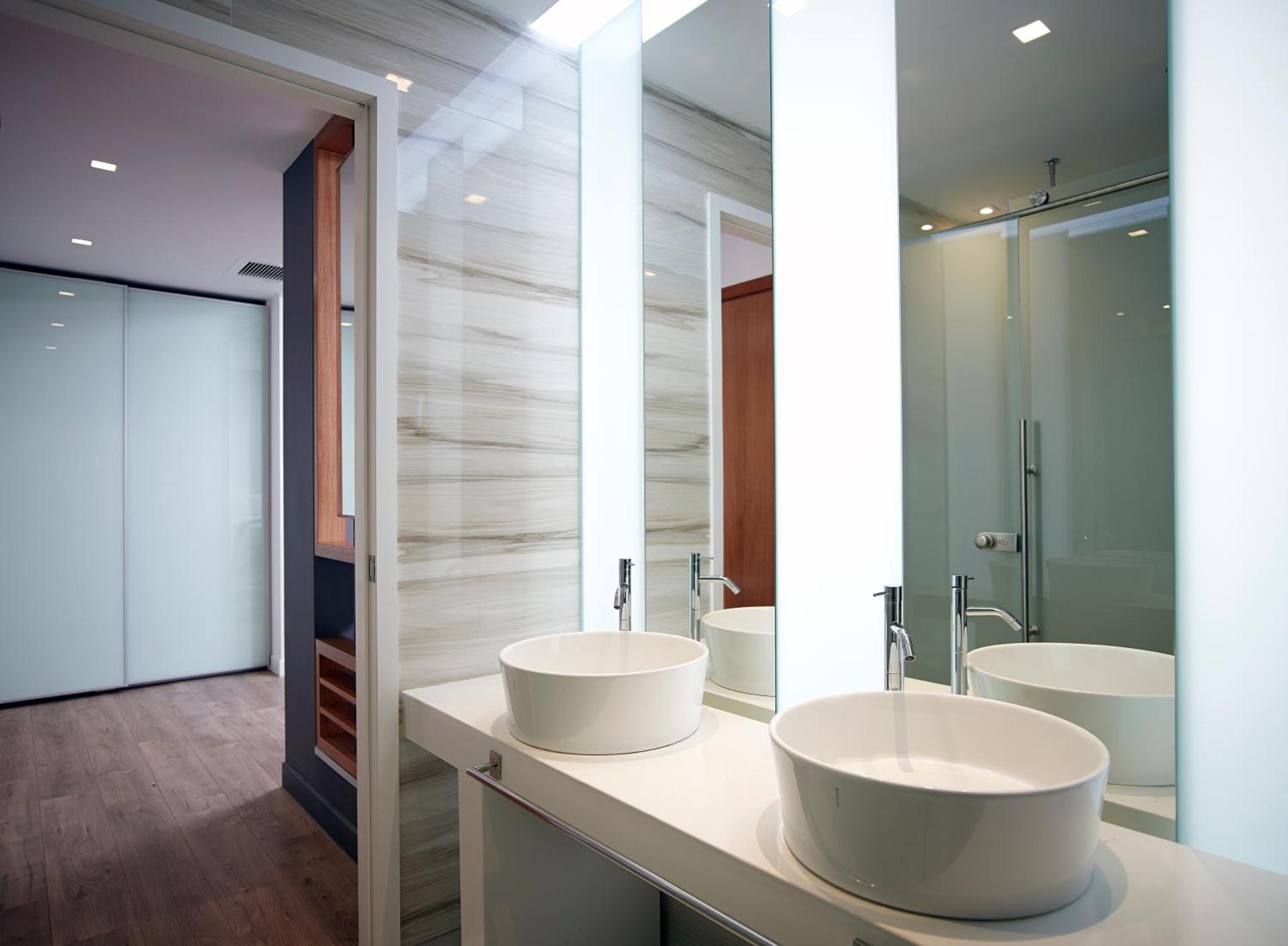 Business Suite - Photo 2