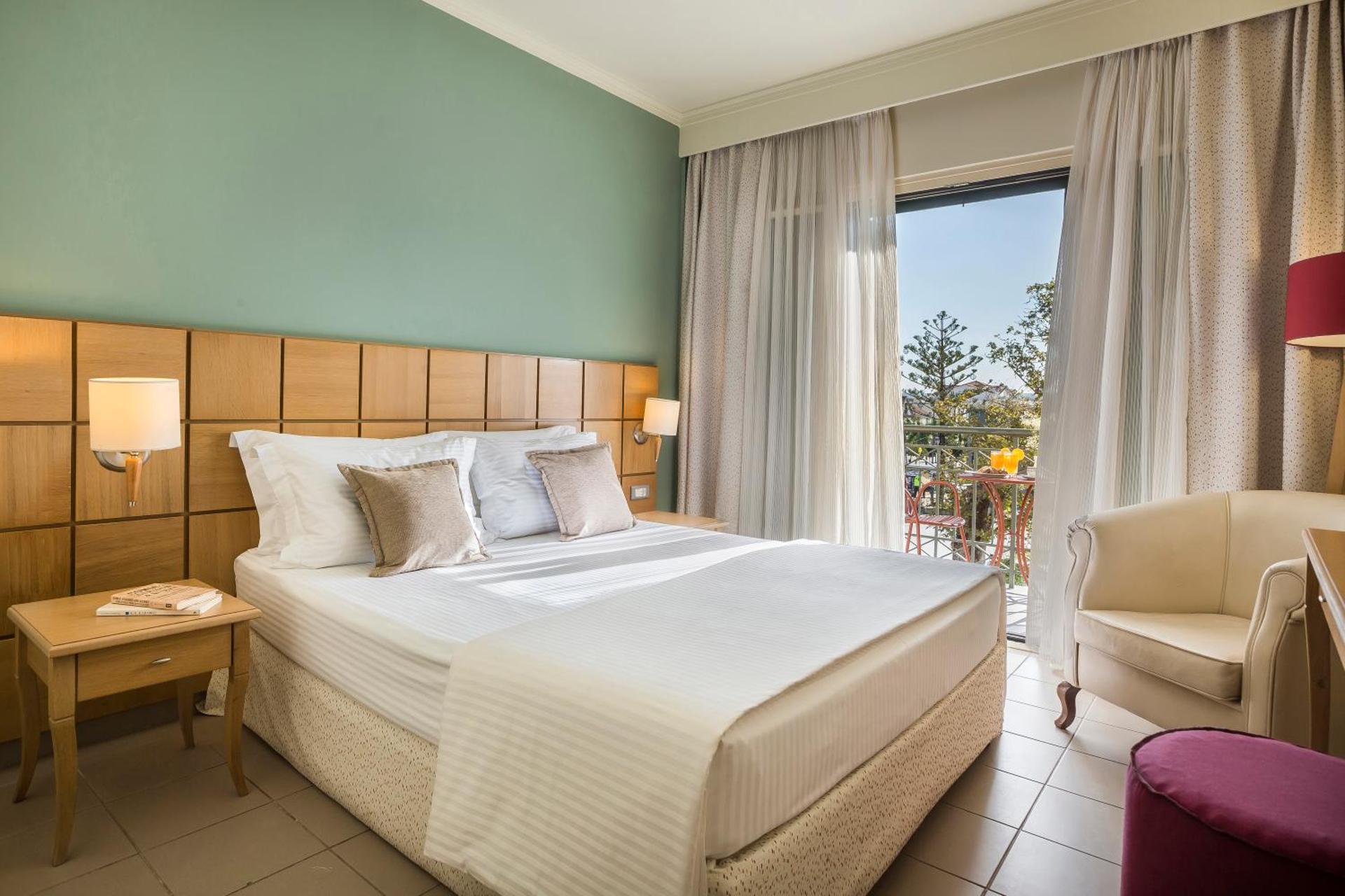 Ionian Plaza Hotel & Spa - Photo 7