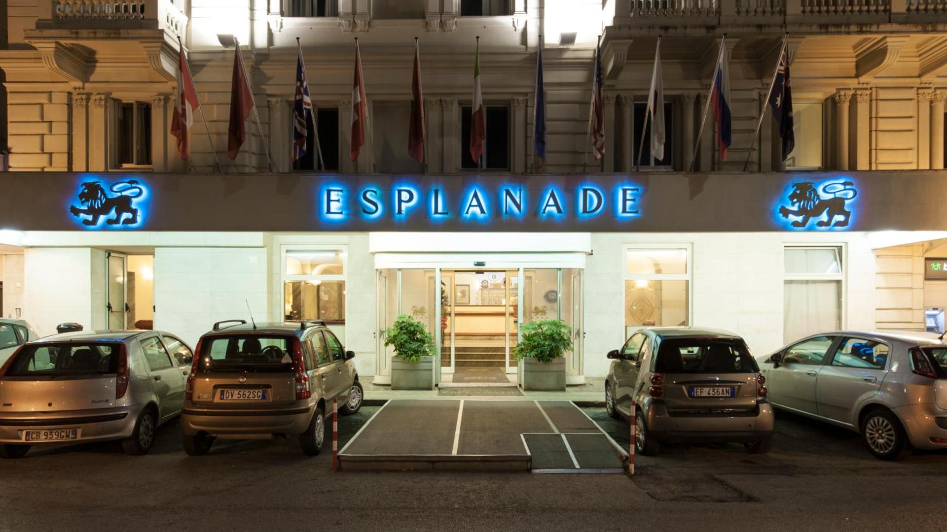 Hotel Esplanade - Photo 30