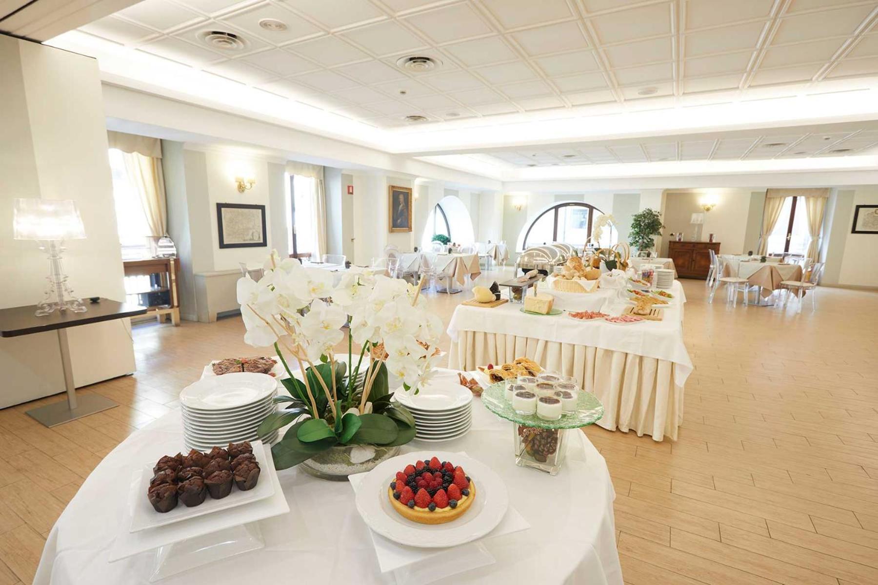 Hotel Concord - Photo 48