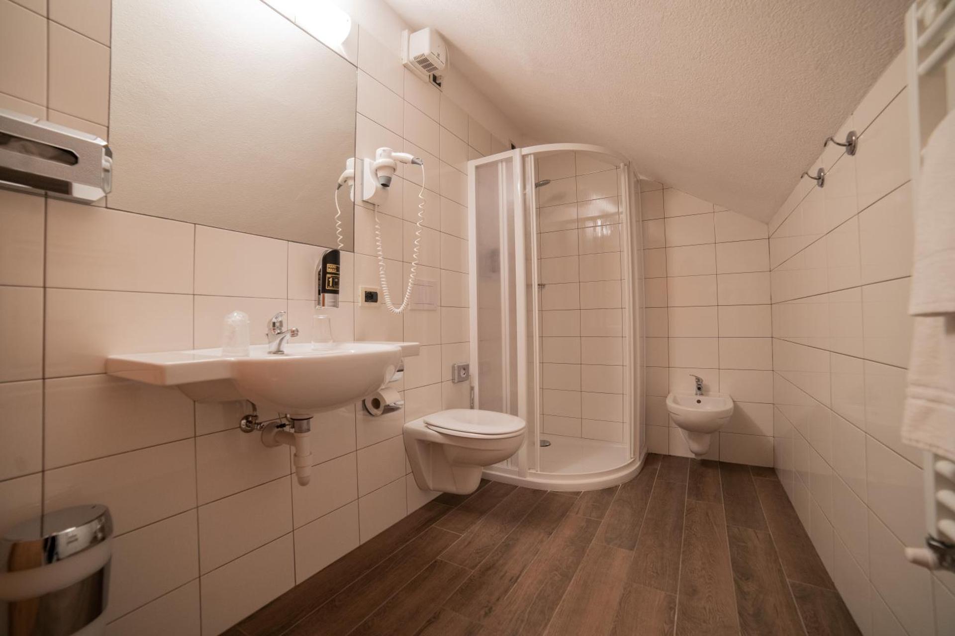 Alpen Resort Bivio - Photo 36