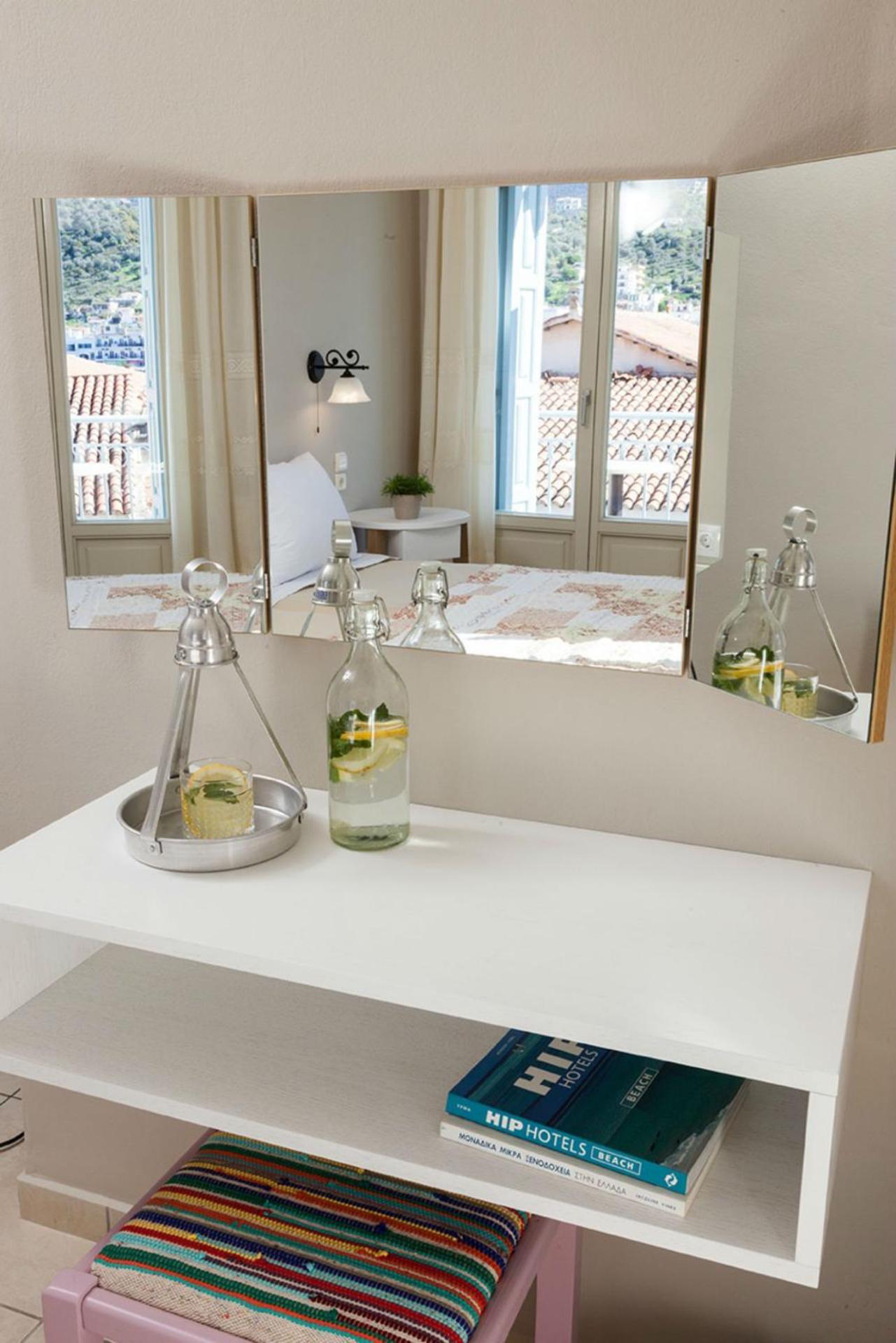 7 Brothers Hotel - Photo 18