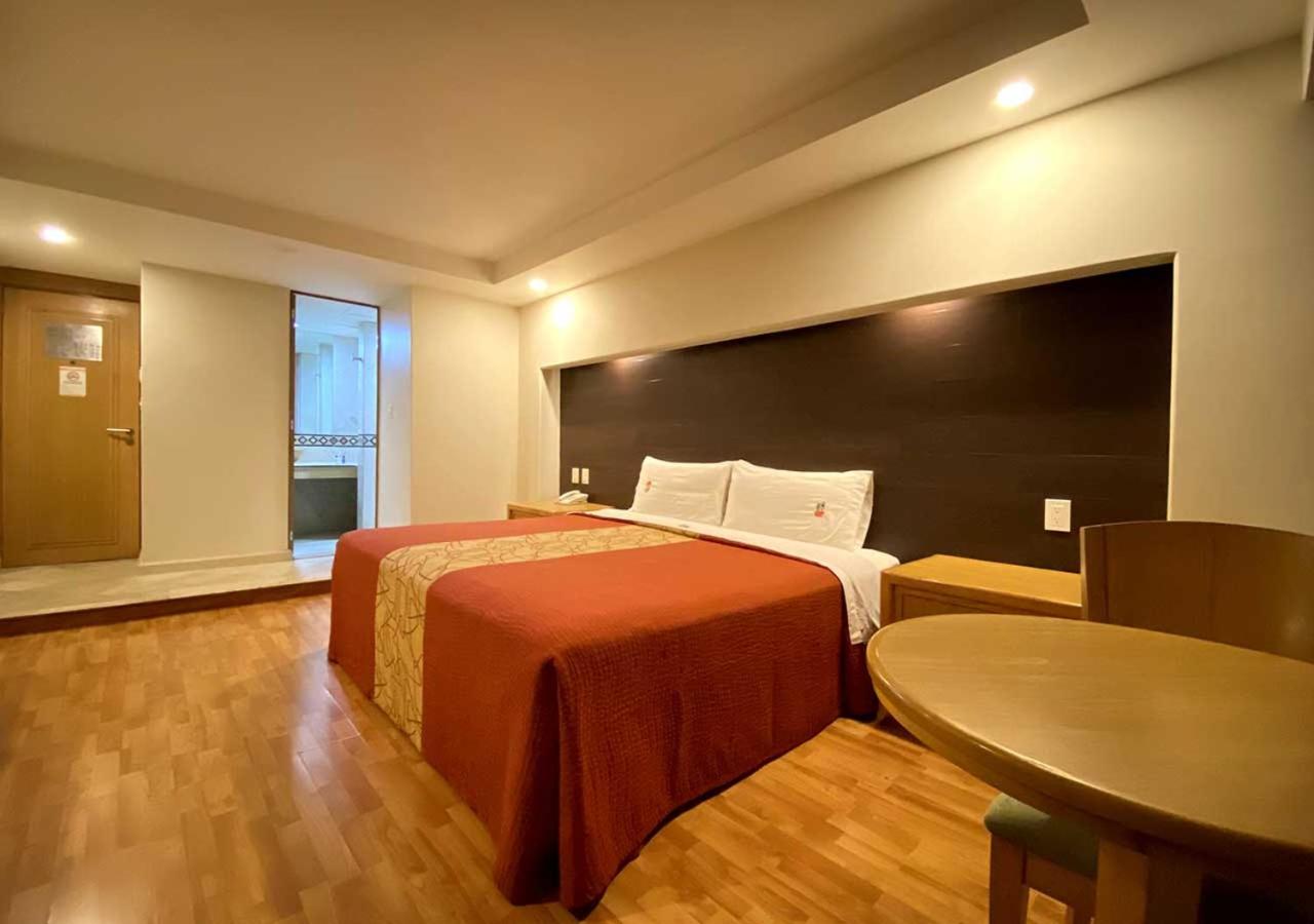 Hotel Lord - Photo 27